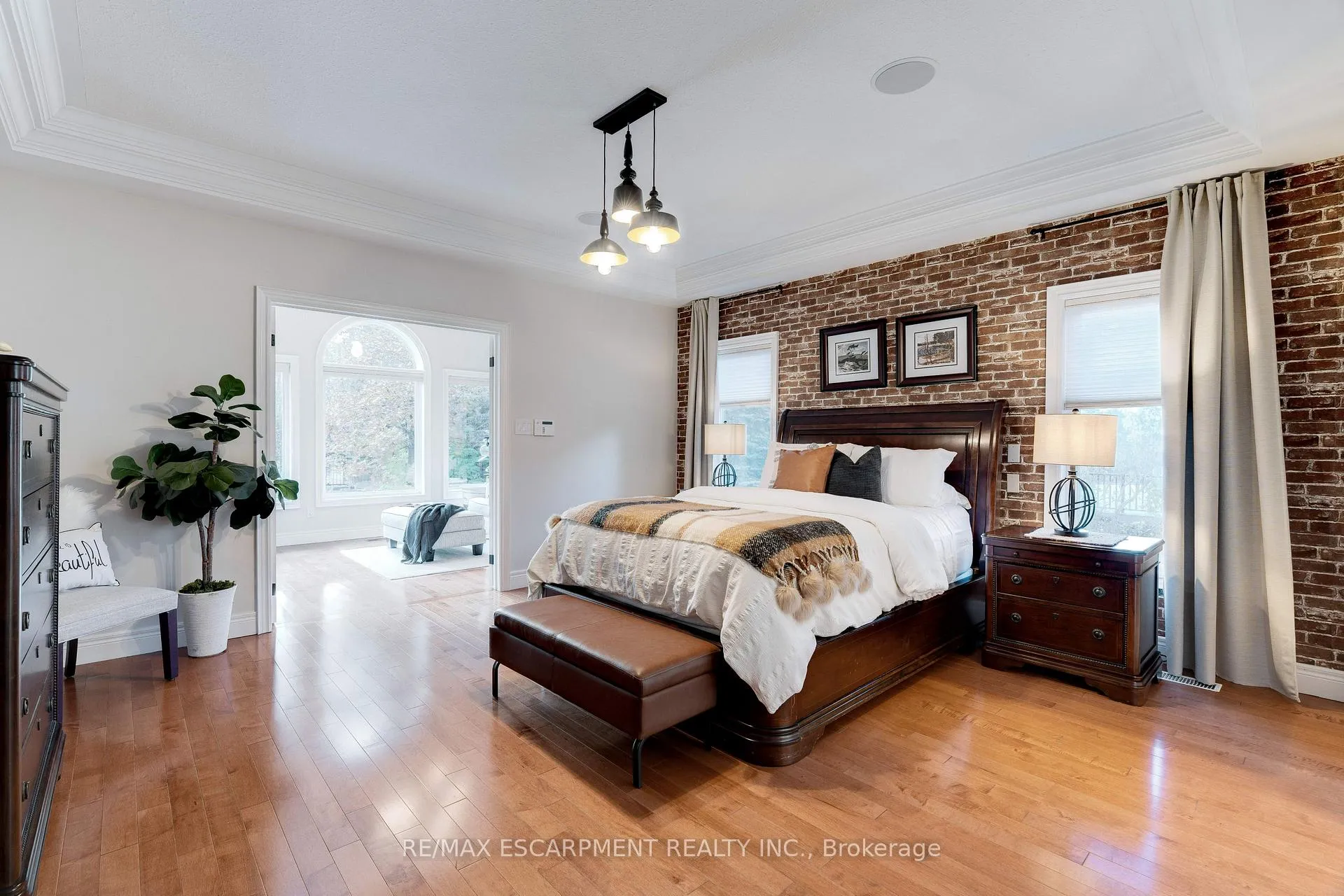 Photo 10 of 37 Appaloosa Trail, Hamilton, Carlisle — HOMEH