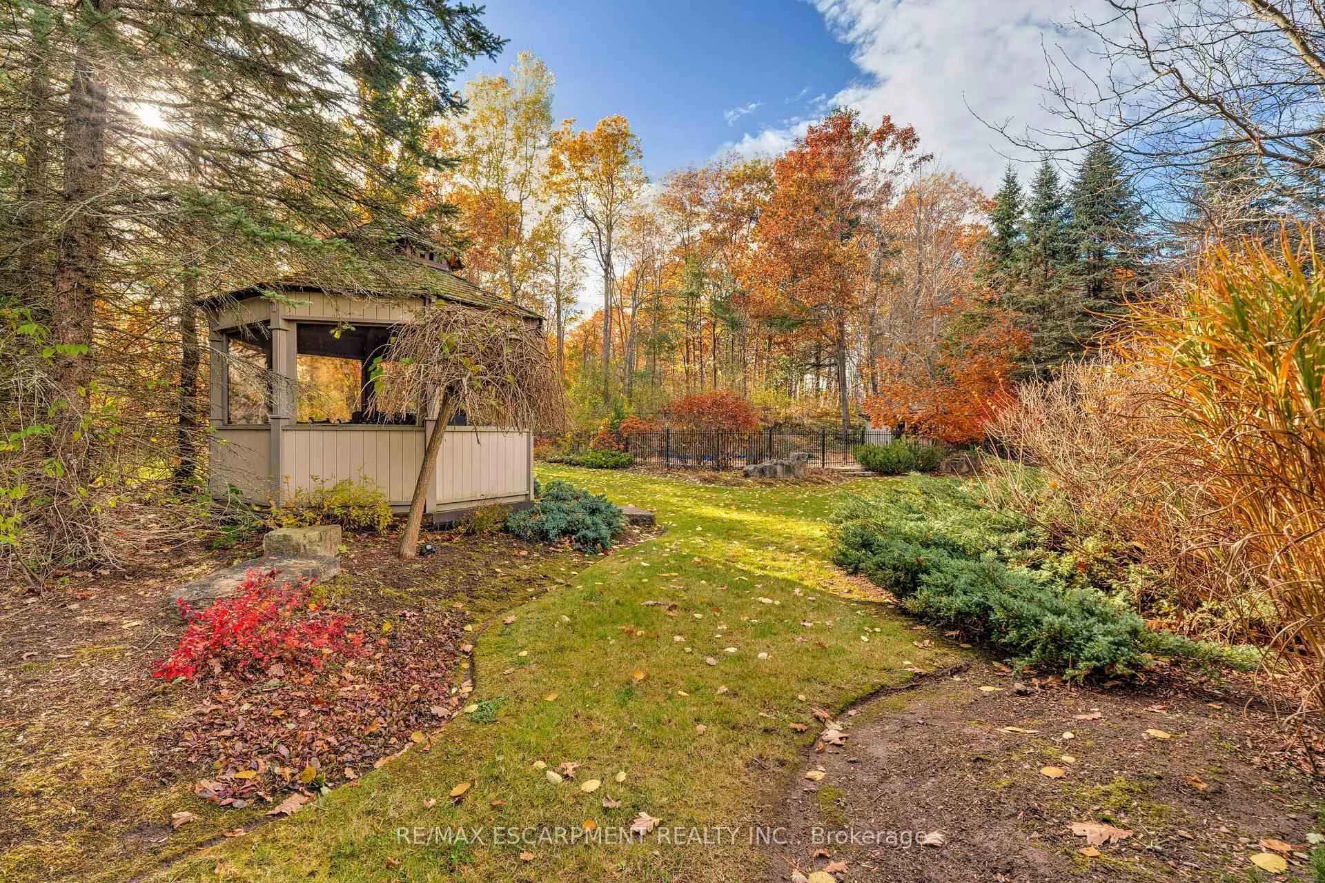 Photo 36 of 37 Appaloosa Trail, Hamilton, Carlisle — HOMEH