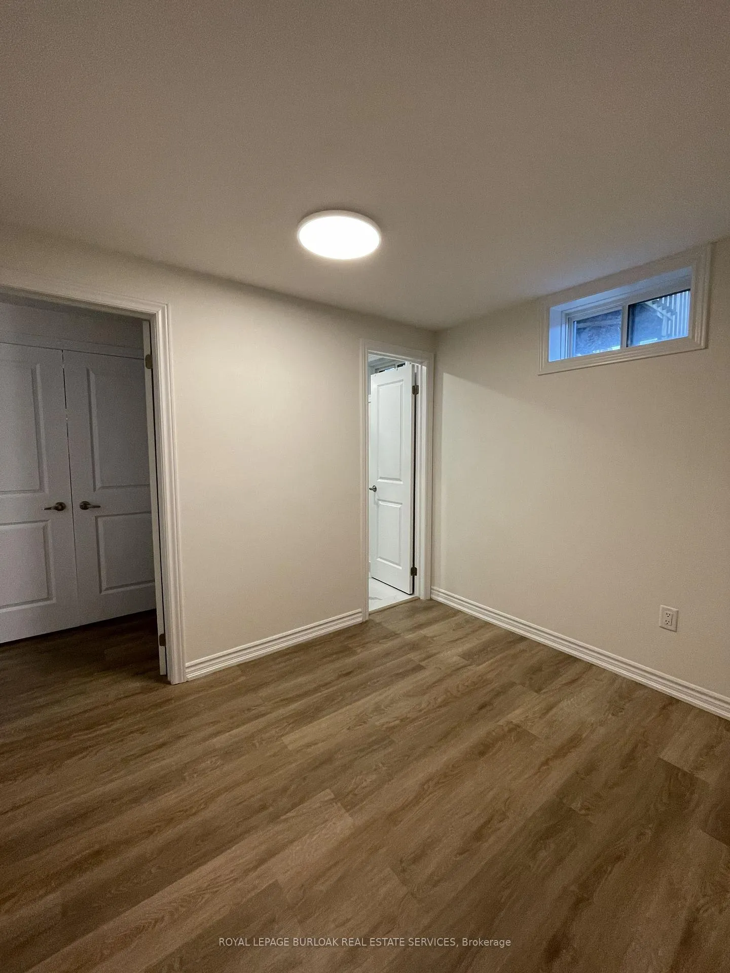 Photo 5 of 1373 Almonte Drive, Burlington, Tyandaga — HOMEH