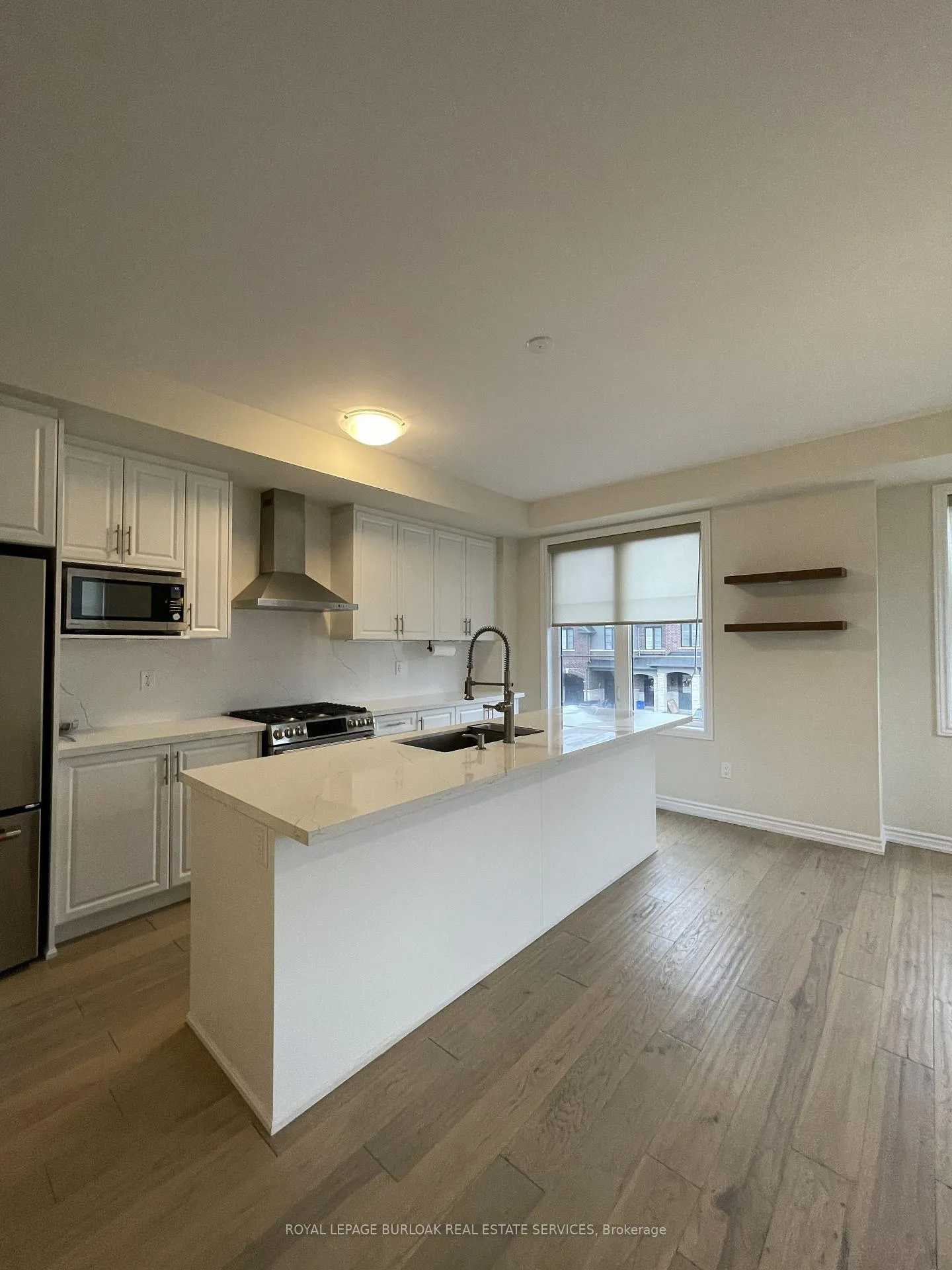 Photo 19 of 1373 Almonte Drive, Burlington, Tyandaga — HOMEH