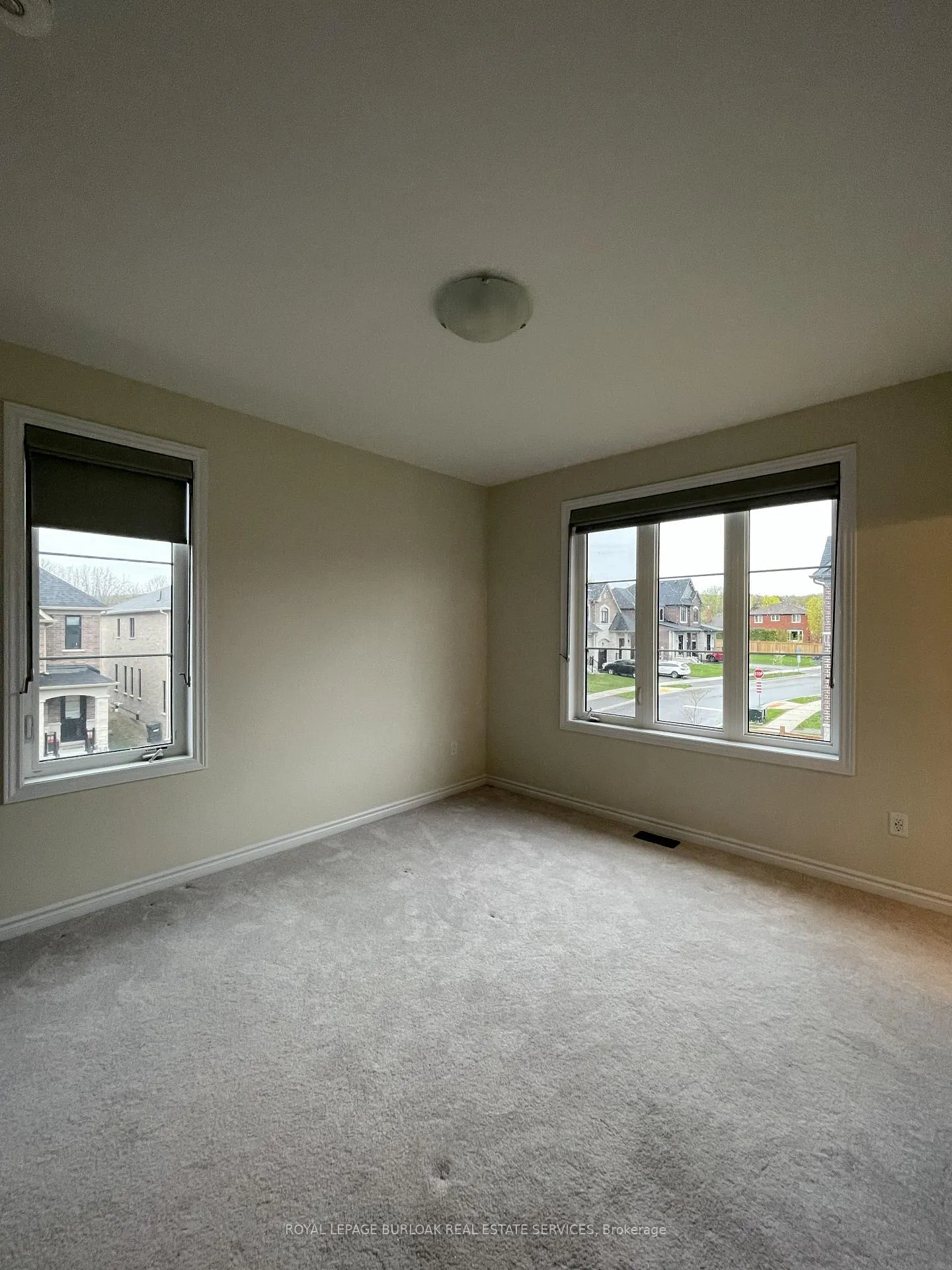 Photo 37 of 1373 Almonte Drive, Burlington, Tyandaga — HOMEH