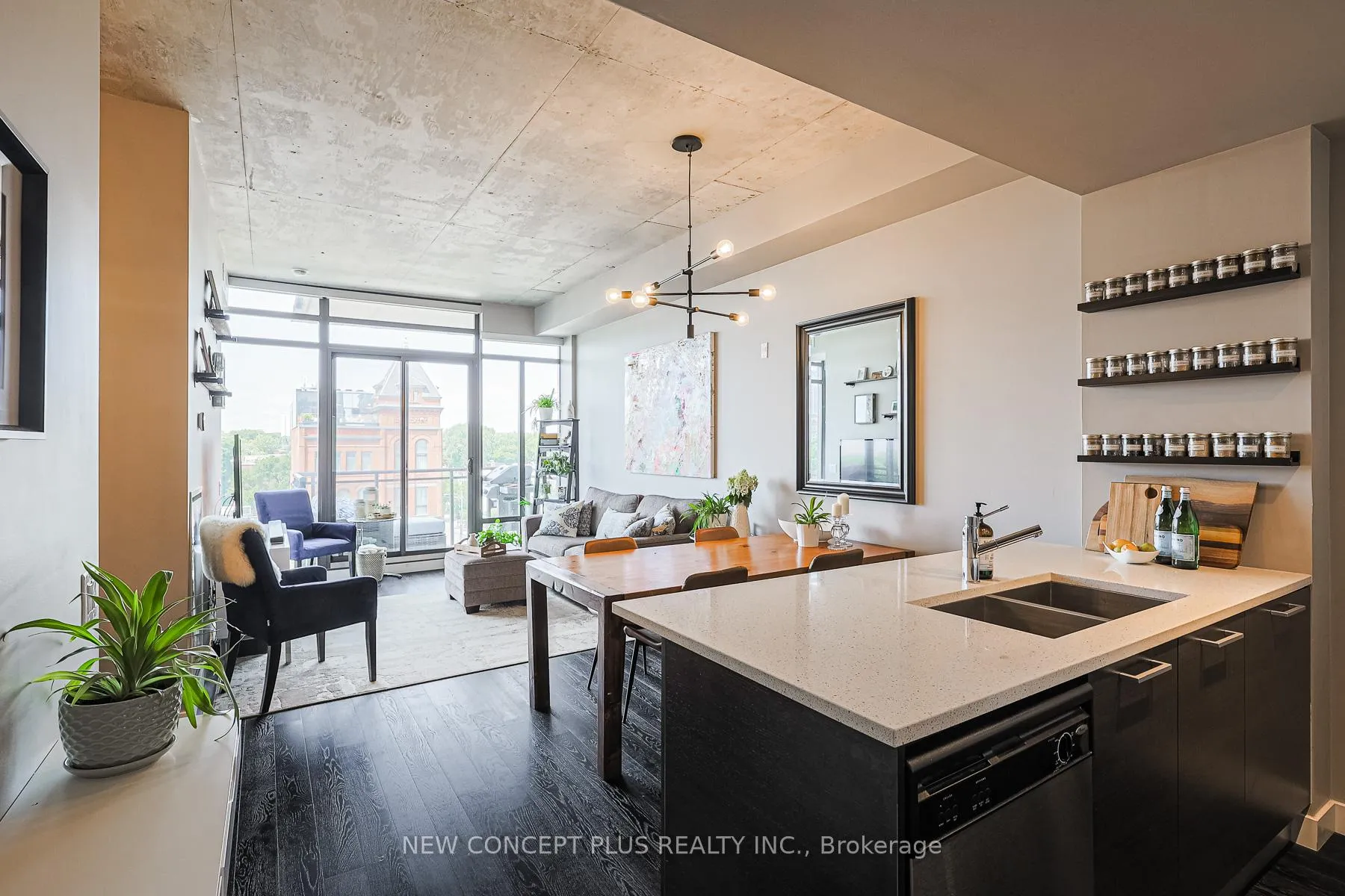 Photo 4 of Unit 634, 90 Broadview Avenue, Toronto, South Riverdale — HOMEH