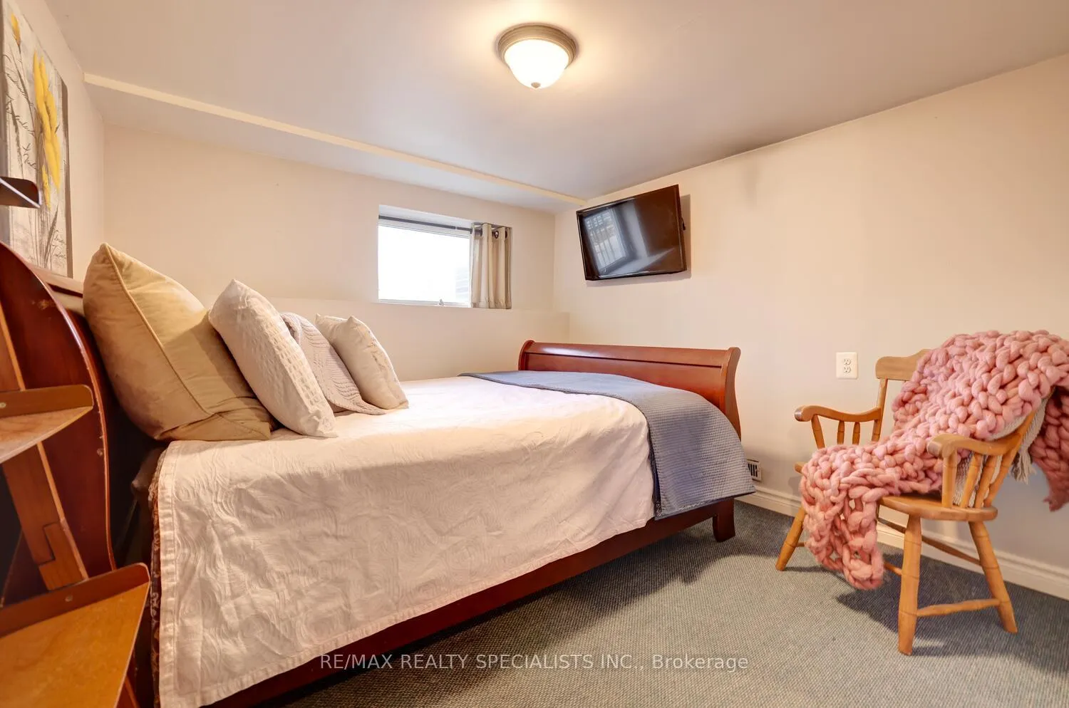 Photo 23 of 17 Foster Avenue, Hamilton, Corktown — HOMEH