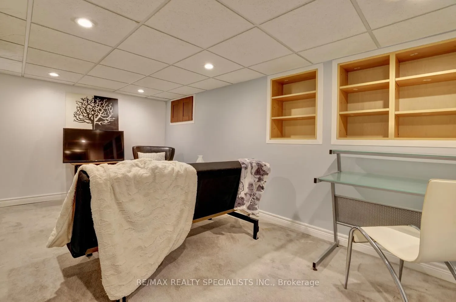 Photo 25 of 17 Foster Avenue, Hamilton, Corktown — HOMEH