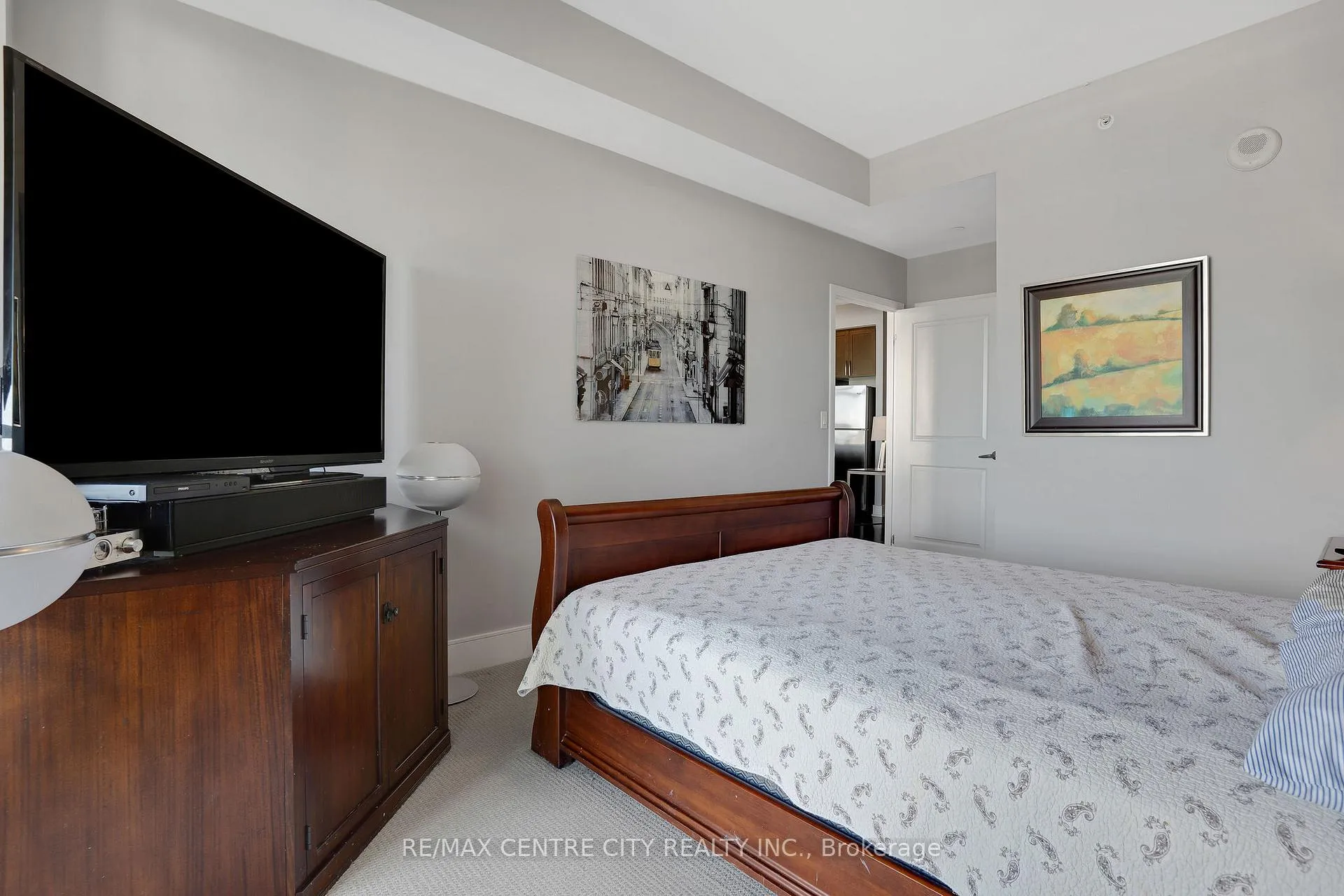 Photo 17 of Unit 1009, 144 Park Street, Waterloo — HOMEH