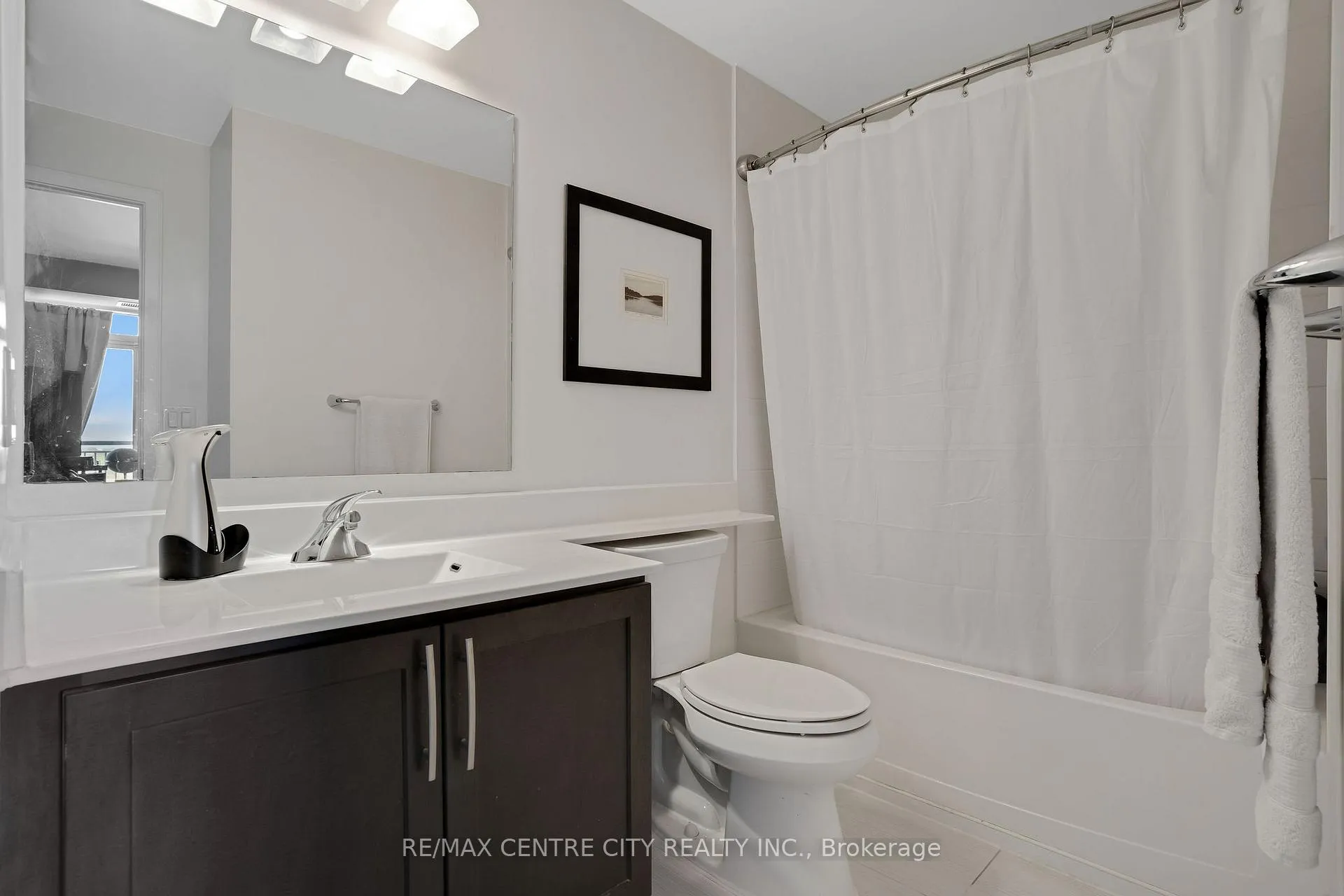 Photo 19 of Unit 1009, 144 Park Street, Waterloo — HOMEH