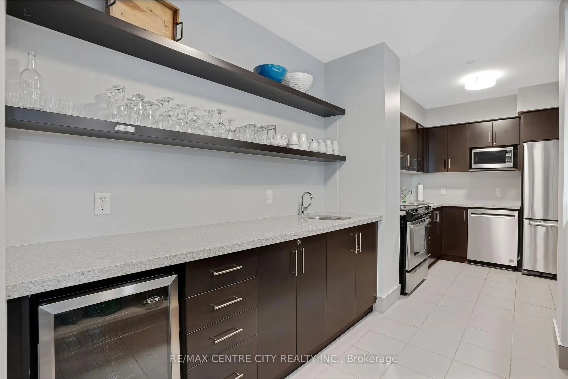 Photo 34 of Unit 1009, 144 Park Street, Waterloo — HOMEH