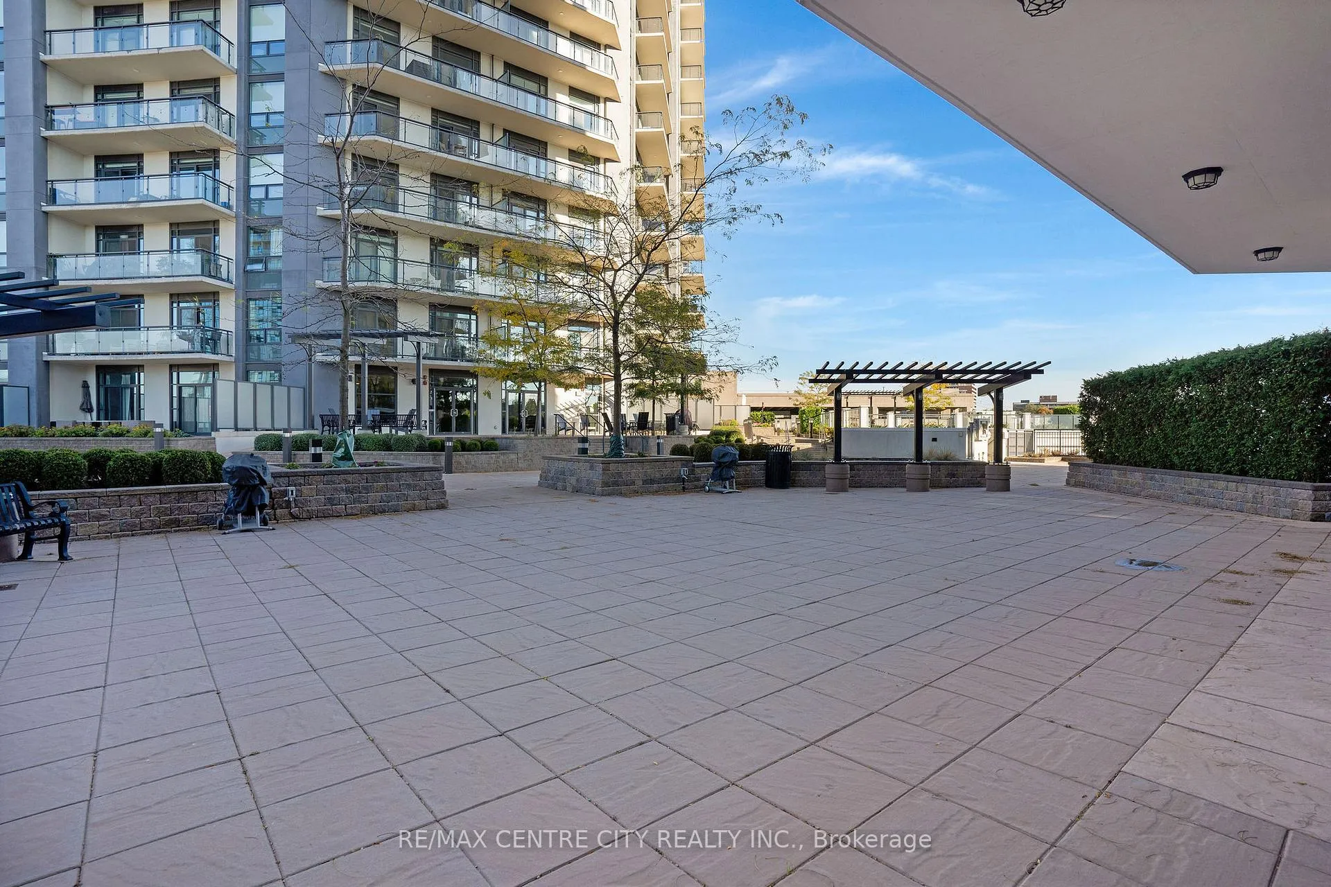 Photo 39 of Unit 1009, 144 Park Street, Waterloo — HOMEH