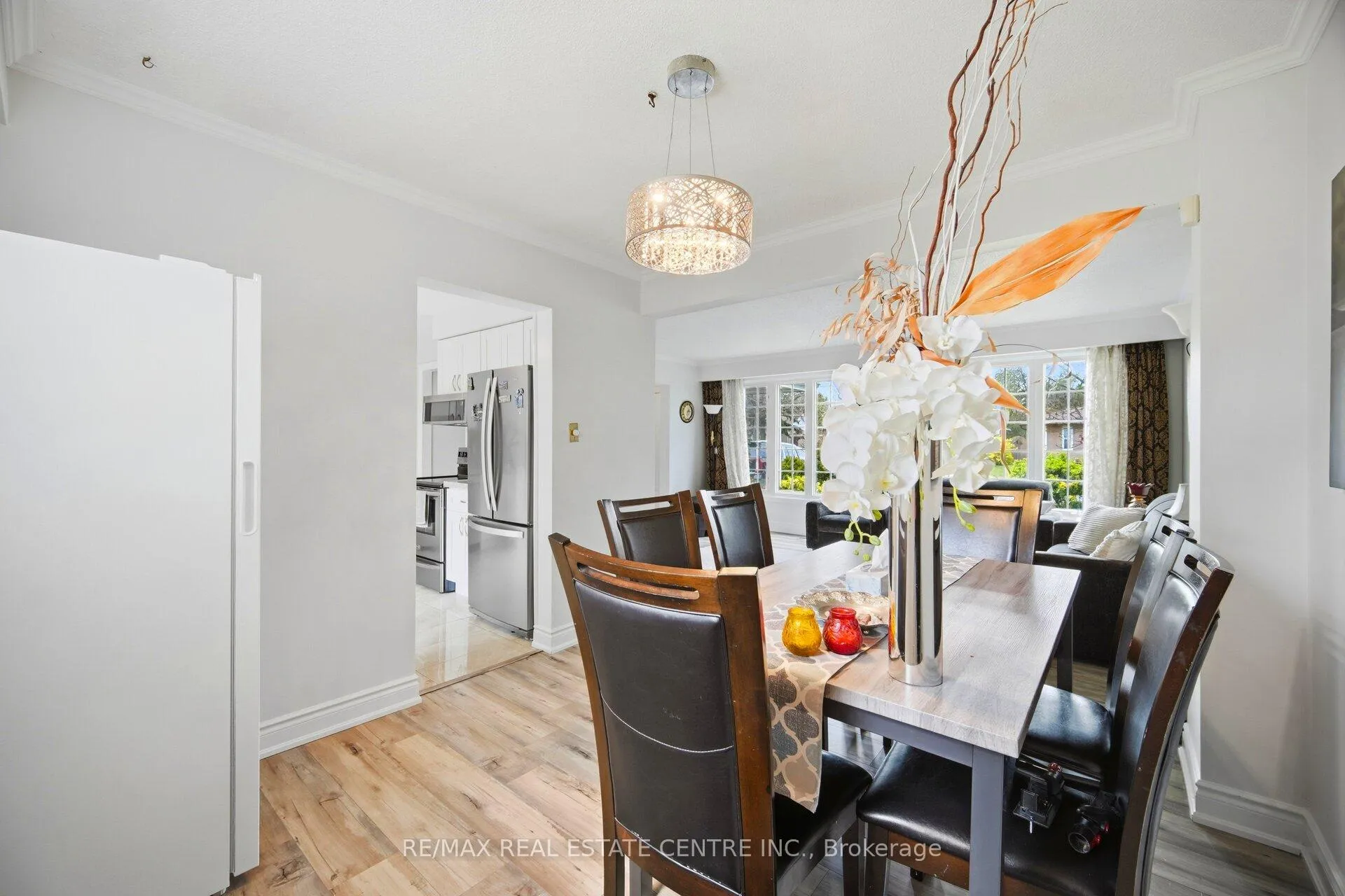 Photo 7 of 50 Esplanade Road, Brampton, Southgate — HOMEH