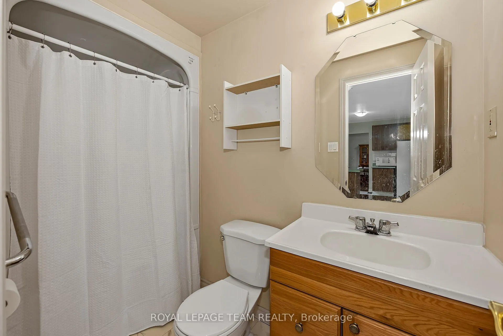 Photo 21 of 73 Southpark Drive, Ottawa, Blackburn Hamlet — HOMEH