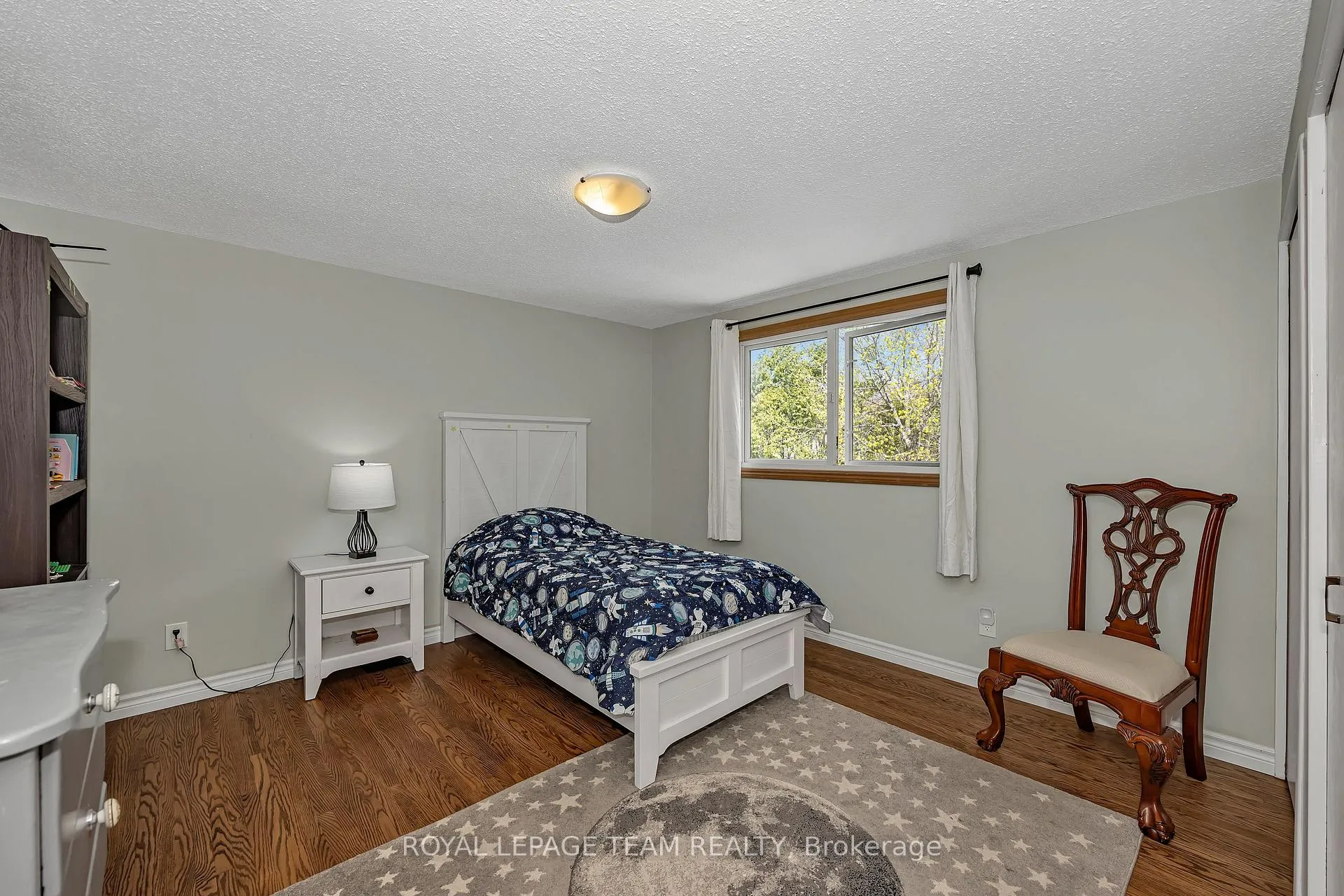 Photo 31 of 73 Southpark Drive, Ottawa, Blackburn Hamlet — HOMEH