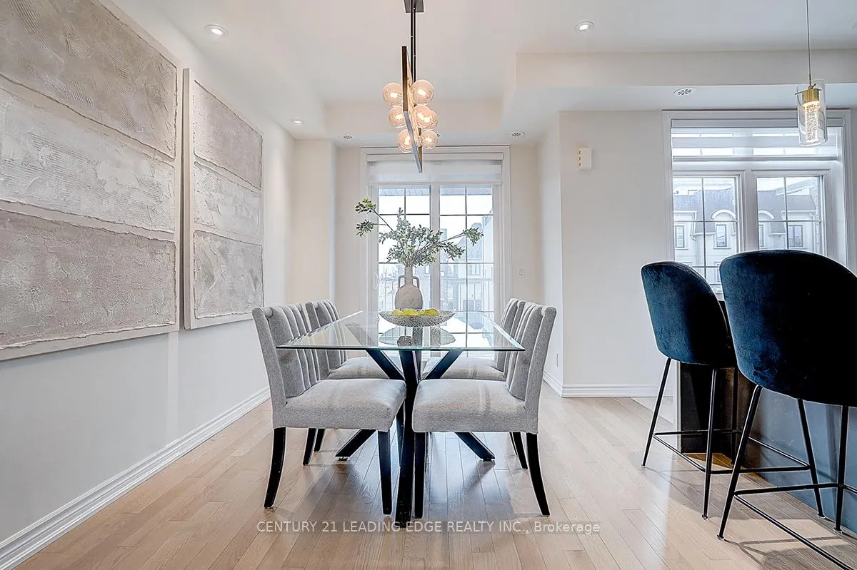 Photo 9 of 32 William Shearn Crescent, Markham, Angus Glen — HOMEH