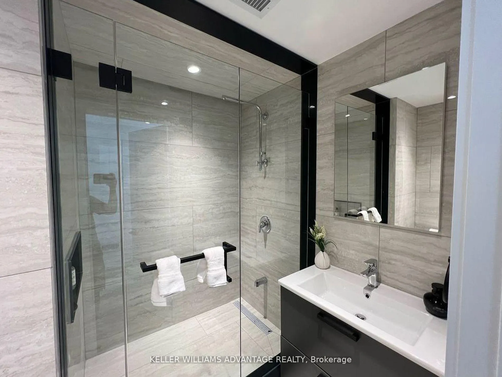 Photo 8 of Unit Unit 3, 12 Batavia Avenue, Toronto, Rockcliffe-Smythe — HOMEH