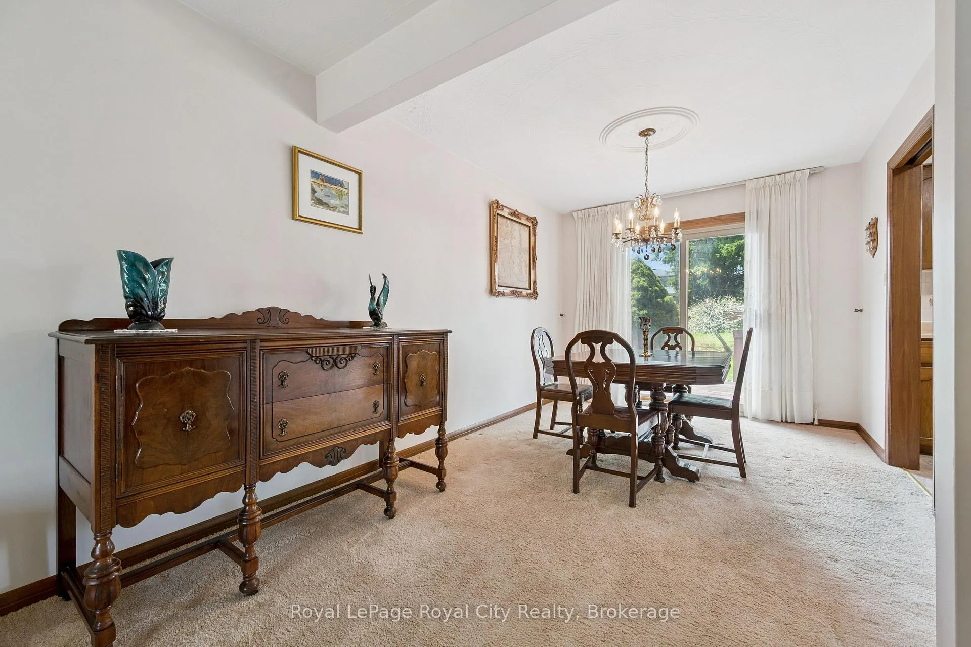 Photo 12 of 3 Cabot Court NE, Guelph, Kortright West — HOMEH