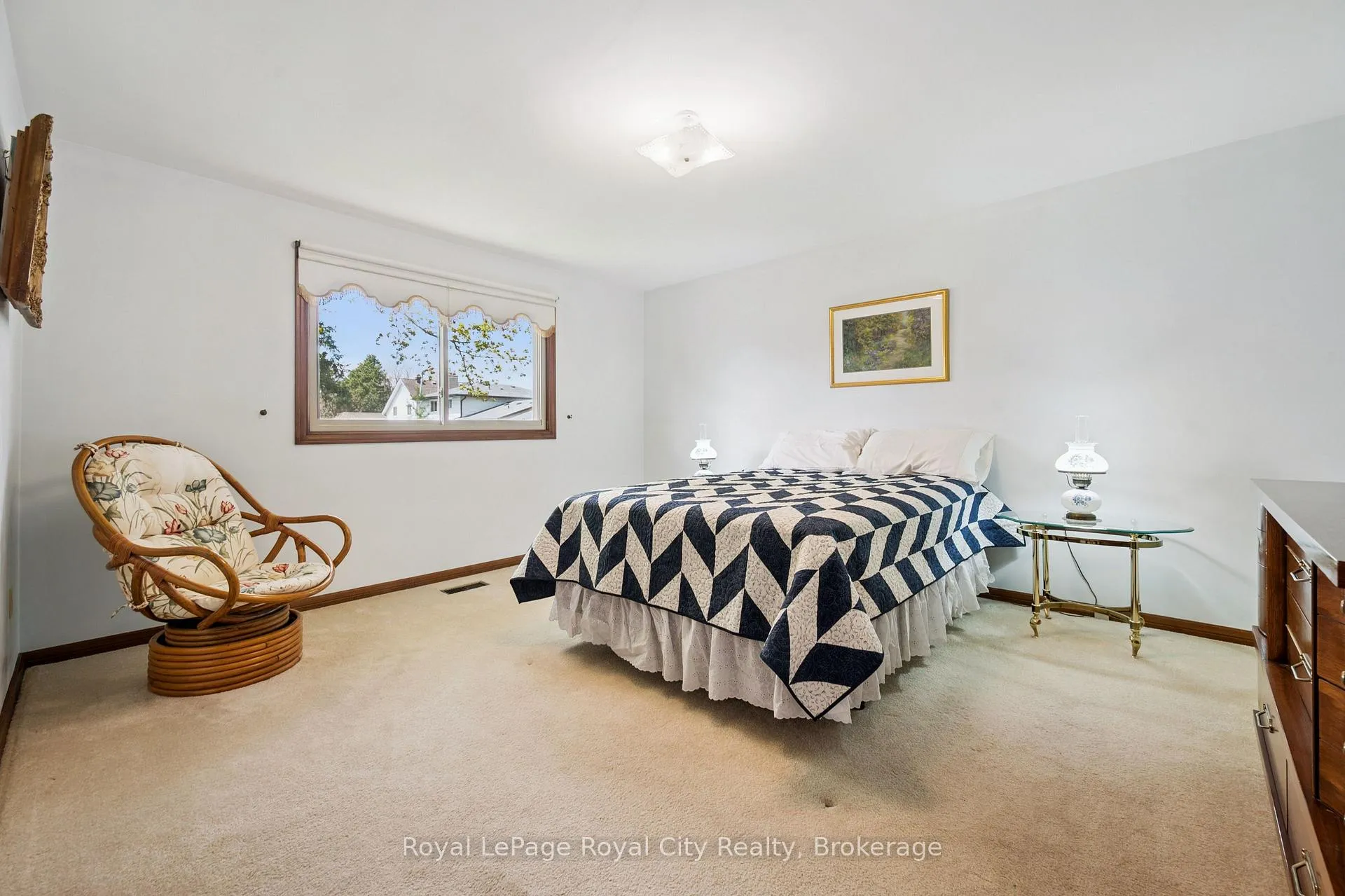 Photo 19 of 3 Cabot Court NE, Guelph, Kortright West — HOMEH
