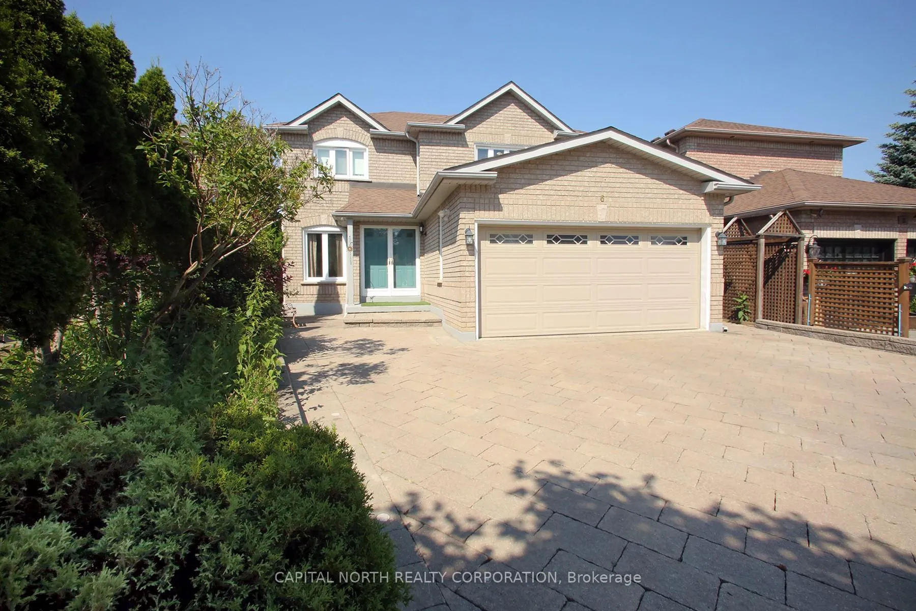 Photo 2 of 6 Wildhaven Crescent, Vaughan, Maple — HOMEH