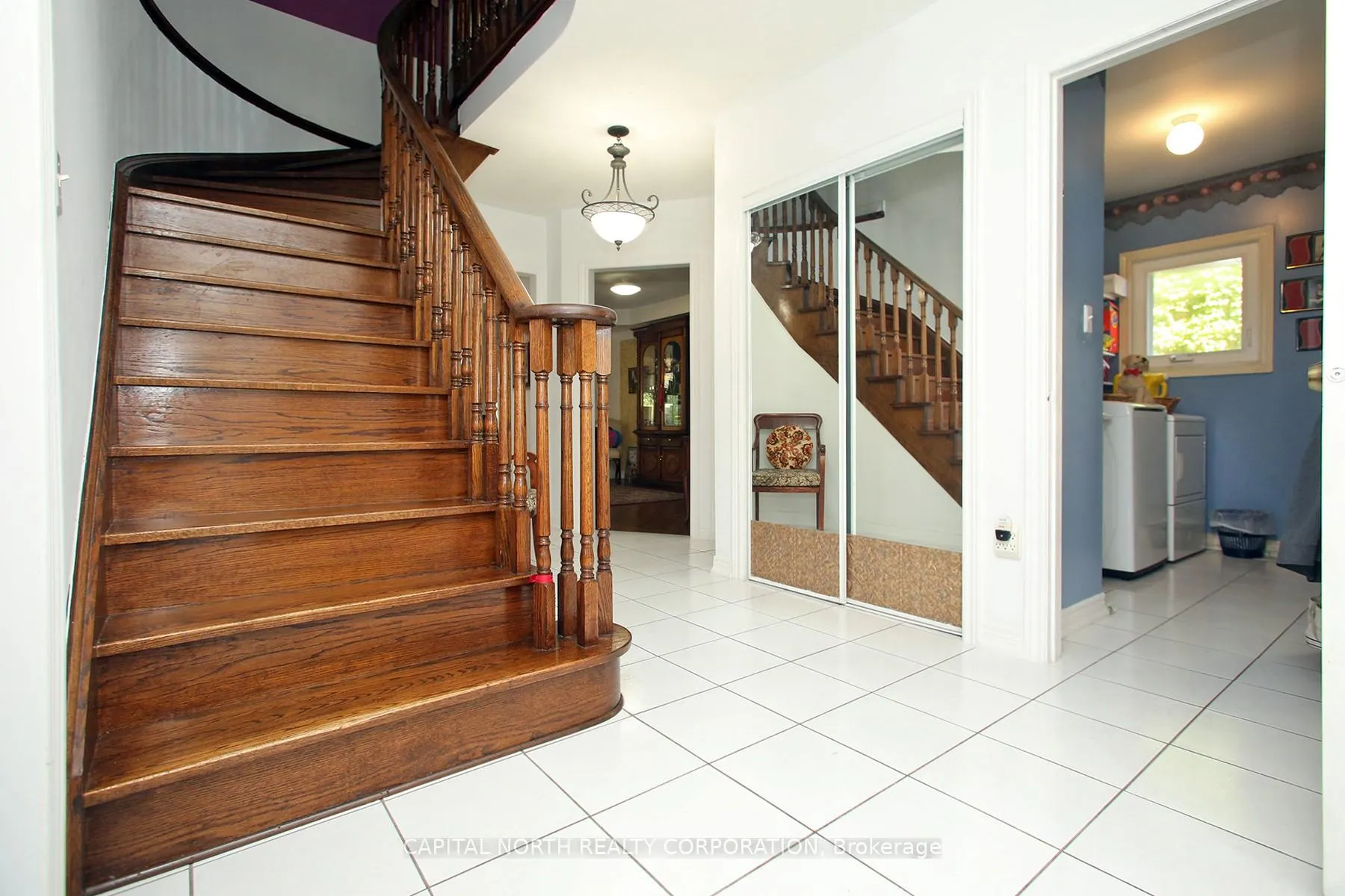 Photo 16 of 6 Wildhaven Crescent, Vaughan, Maple — HOMEH