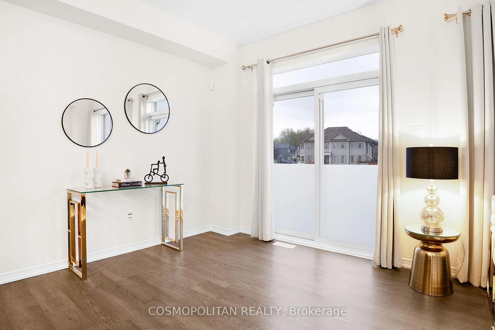 Photo 10 of 7851 Dockweed Drive, Niagara Falls, Brown — HOMEH