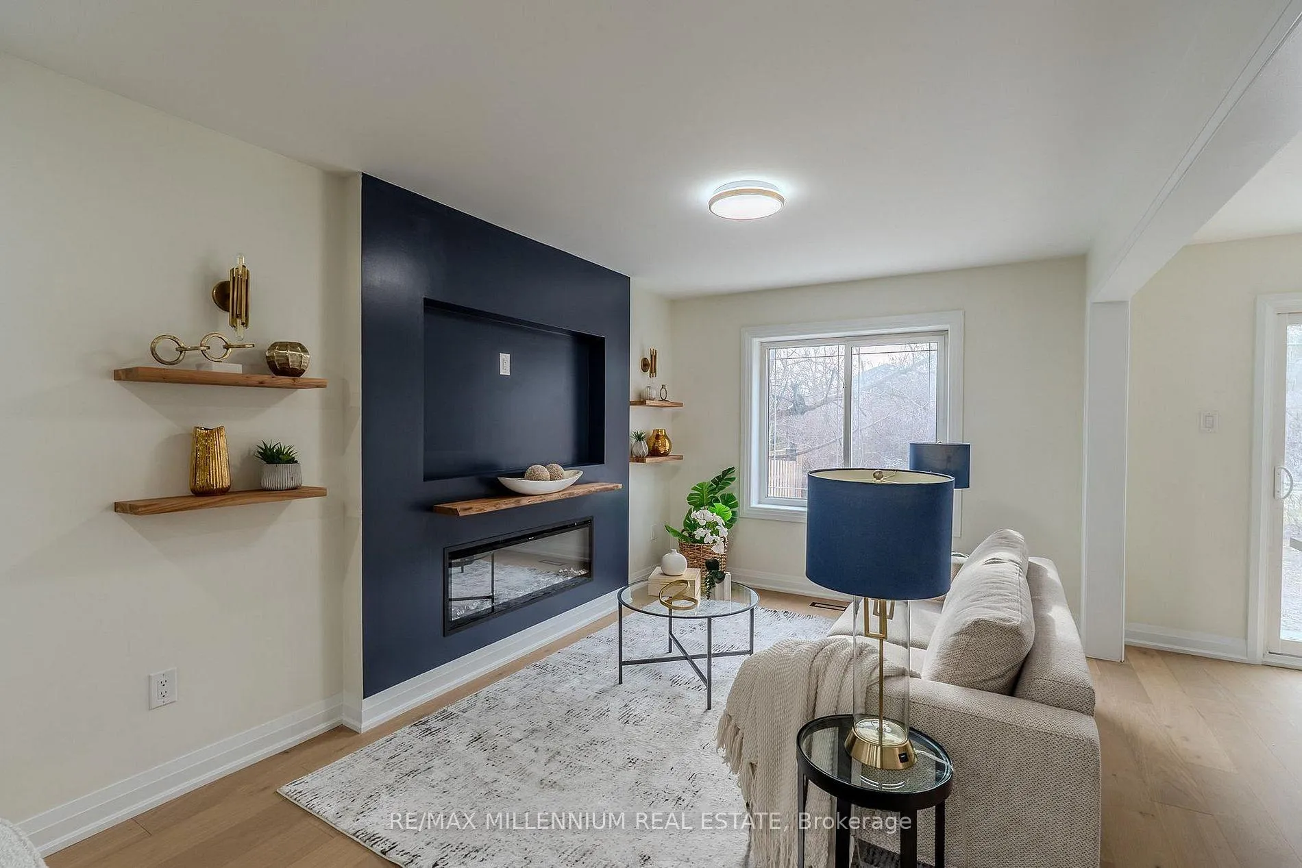 Photo 11 of 191 Genesee Drive, Oakville, River Oaks — HOMEH