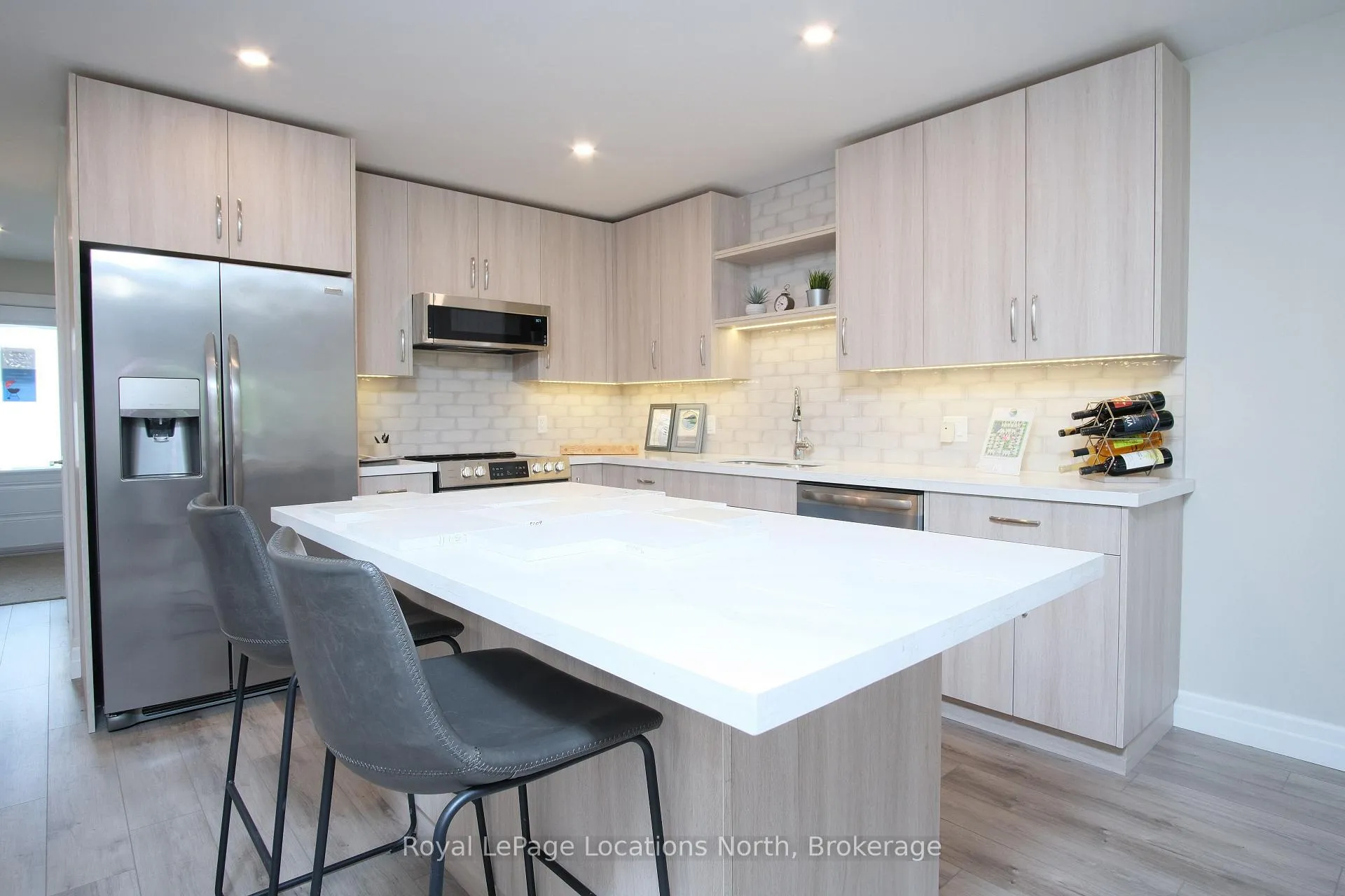 Photo 8 of 103 Dove Drive, Markham, Cornell — HOMEH