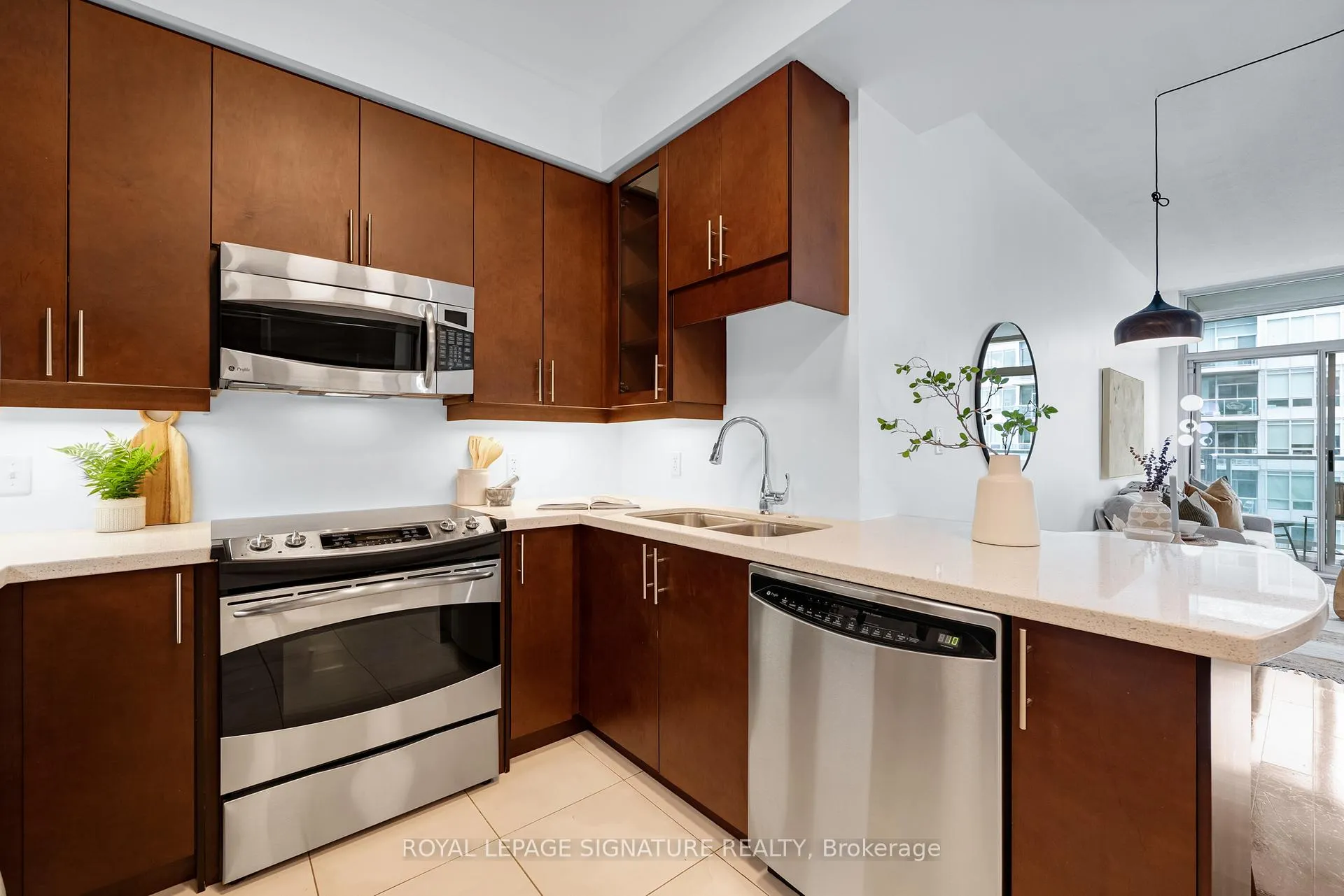 Photo 16 of Unit LPH6, 1910 Lake Shore Boulevard, Toronto, South Parkdale — HOMEH