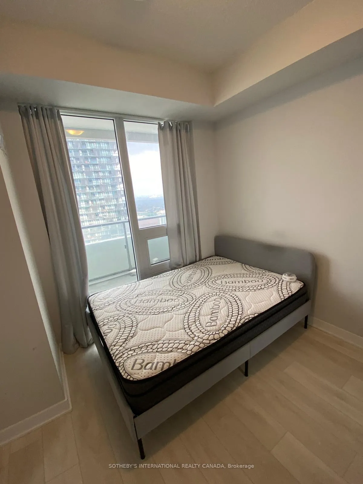 Photo 6 of Unit 4409, 2221 Yonge Street, Toronto, Mount Pleasant West — HOMEH