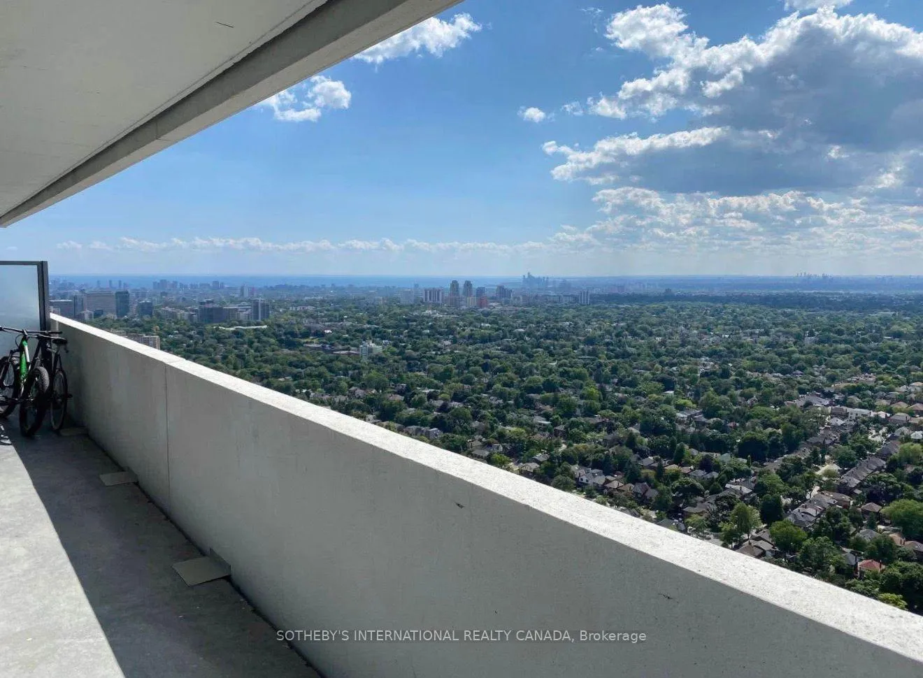 Photo 12 of Unit 4409, 2221 Yonge Street, Toronto, Mount Pleasant West — HOMEH