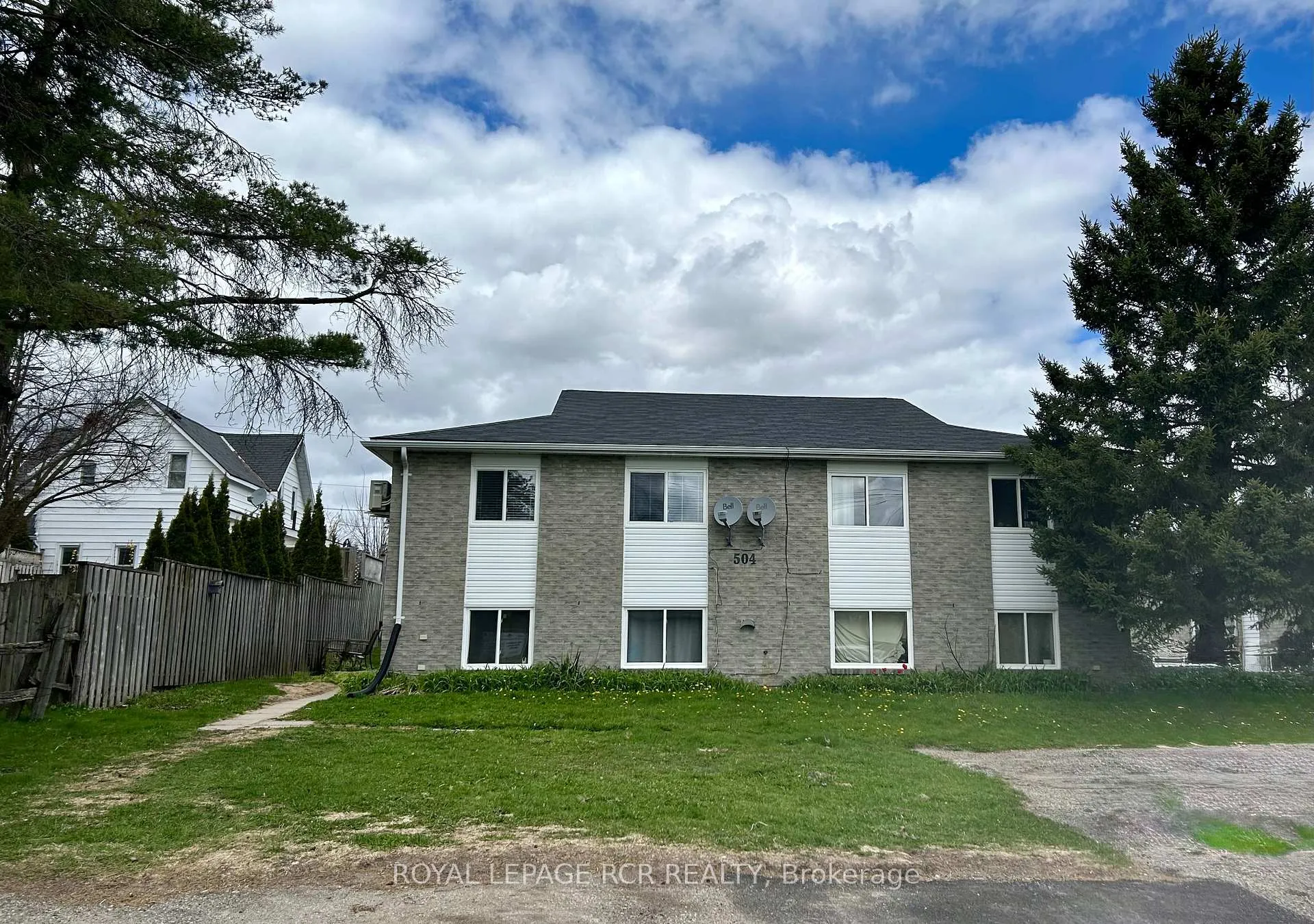 Photo 2 of 504 Andrew Street, Shelburne — HOMEH