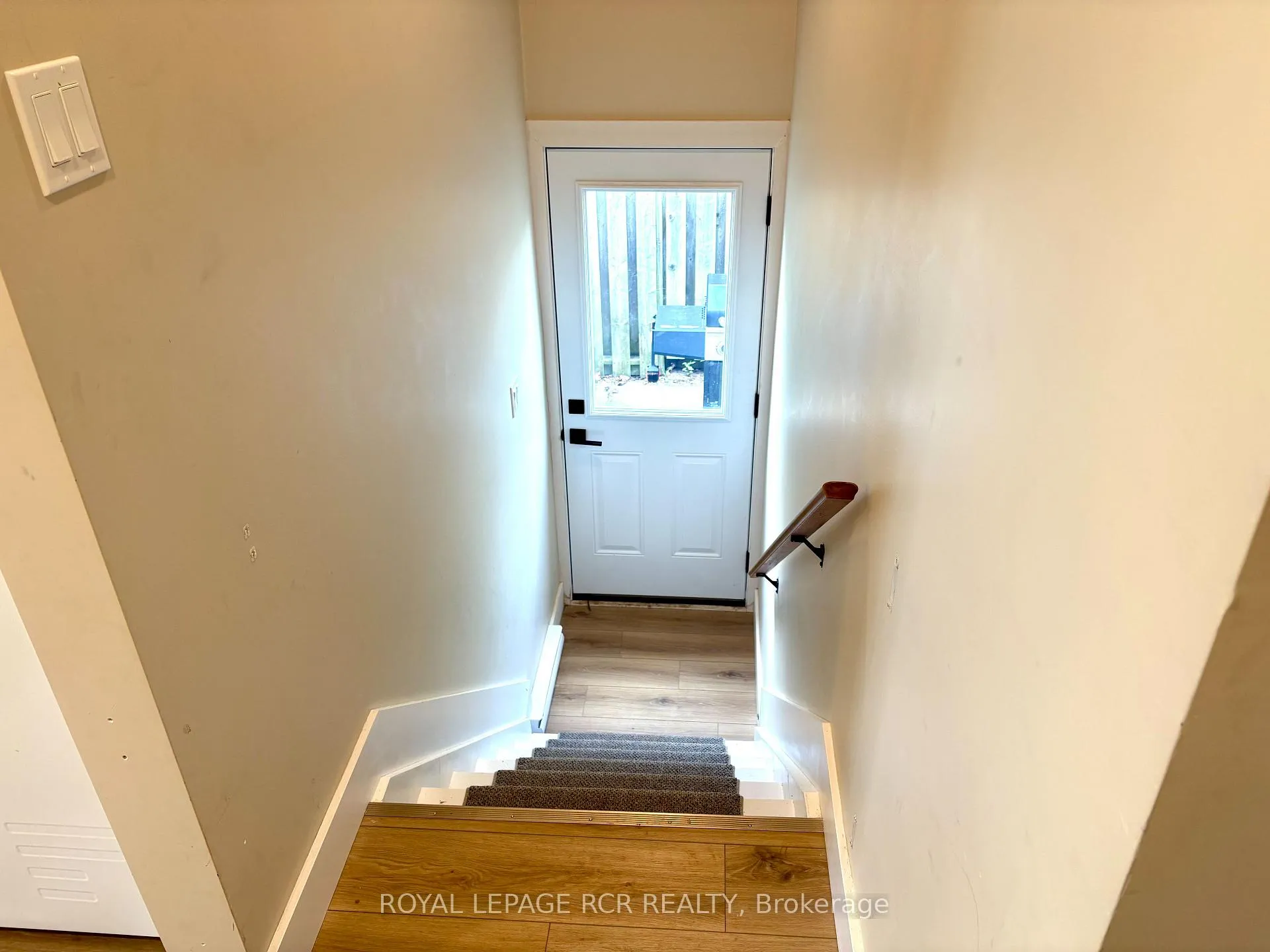 Photo 8 of 504 Andrew Street, Shelburne — HOMEH