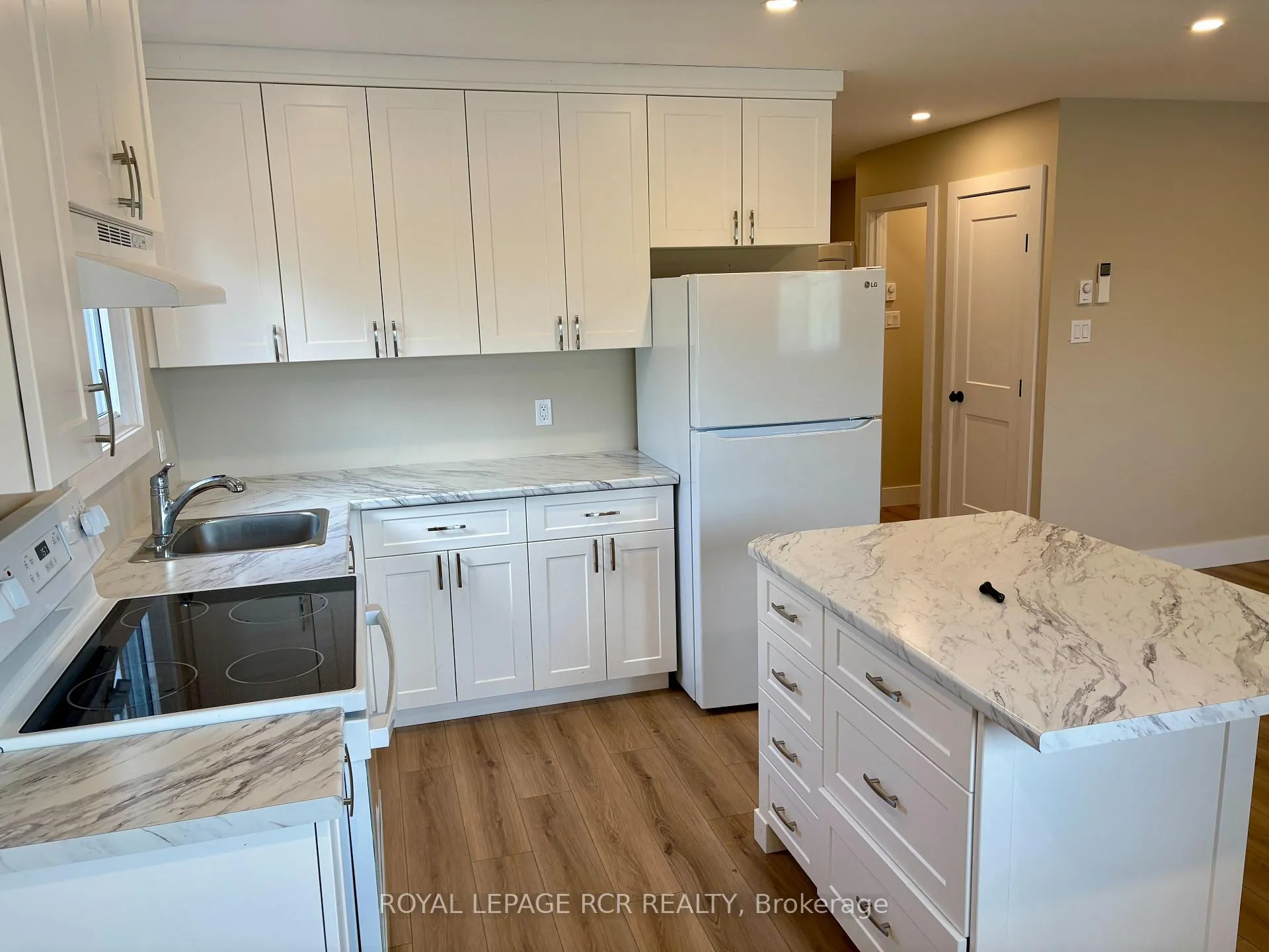 Photo 13 of 504 Andrew Street, Shelburne — HOMEH