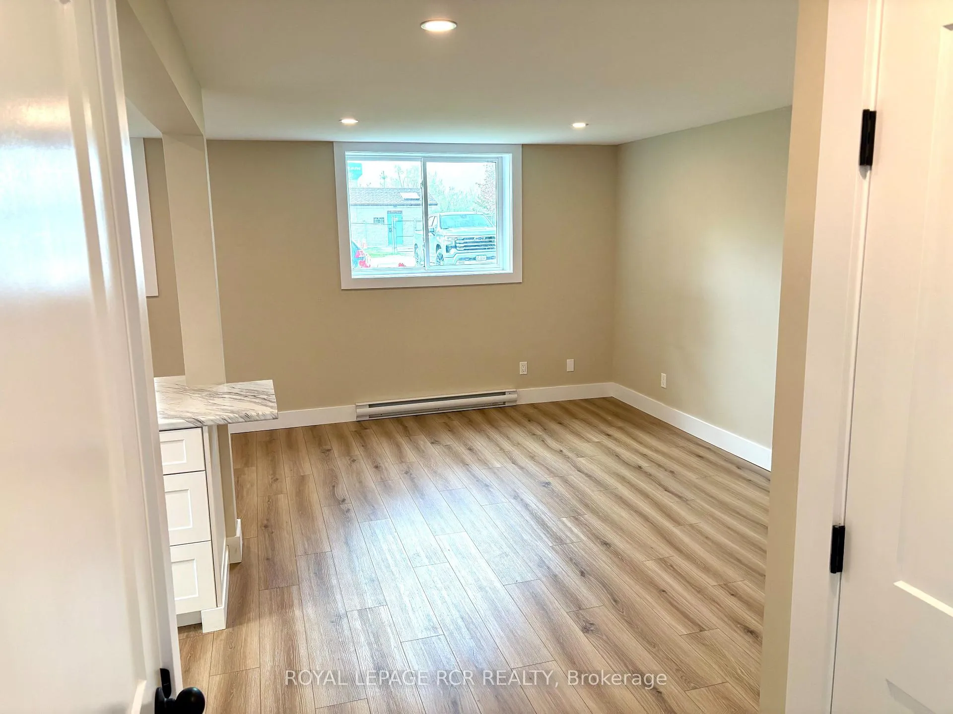 Photo 21 of 504 Andrew Street, Shelburne — HOMEH
