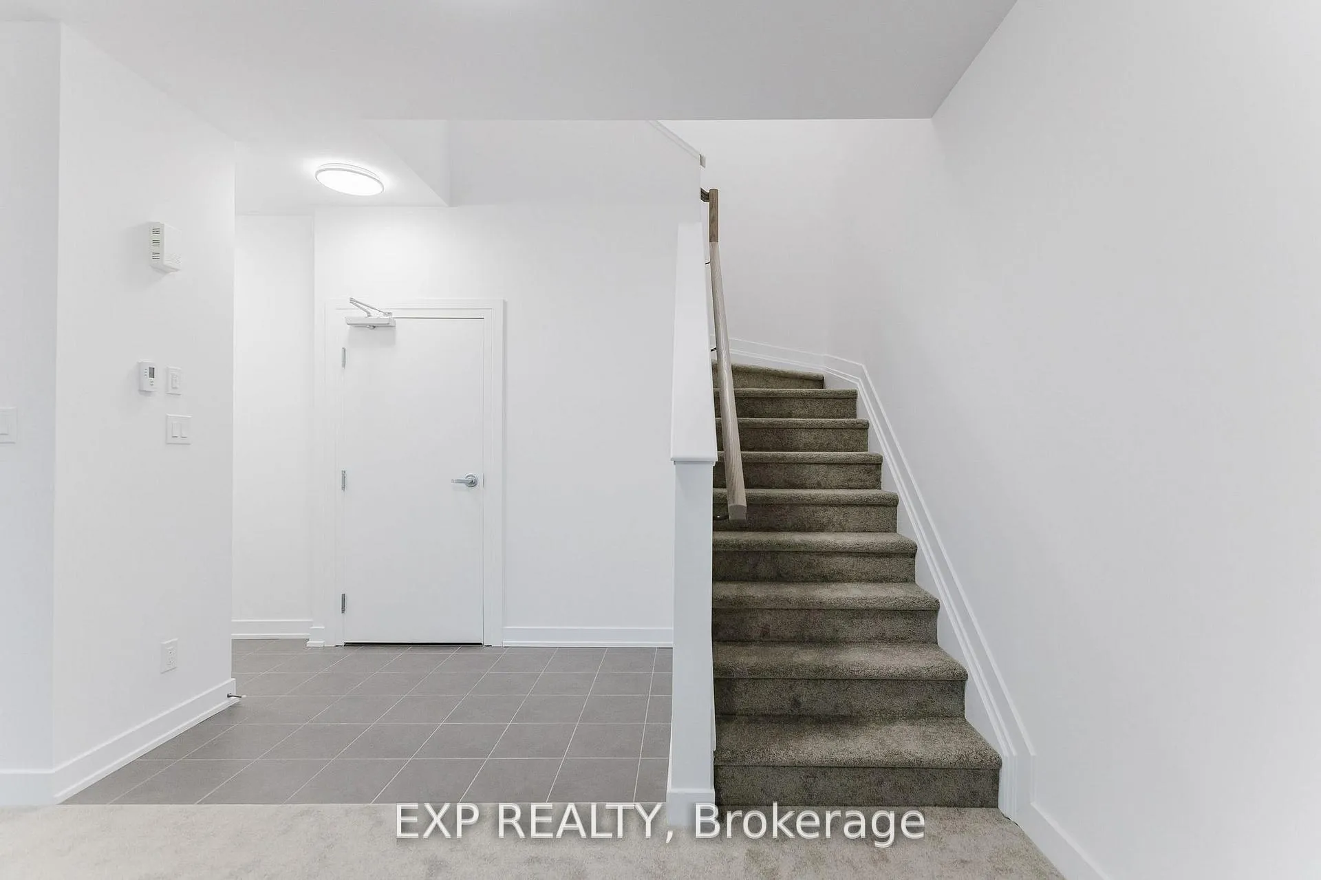 Photo 16 of 603 Silhouette Private, Ottawa, Barrhaven - Cedargrove/Fraserdale — HOMEH