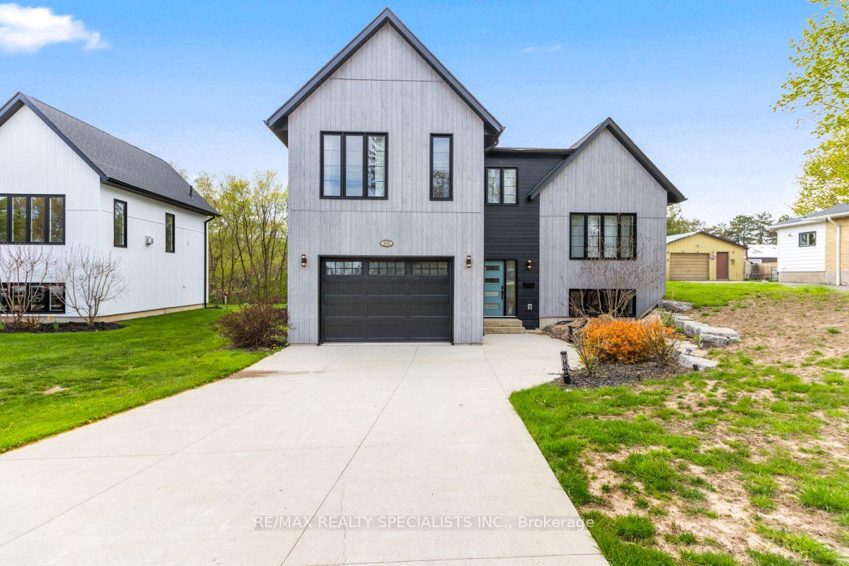 Photo 6 of 1076 7th Avenue, Hanover — HOMEH