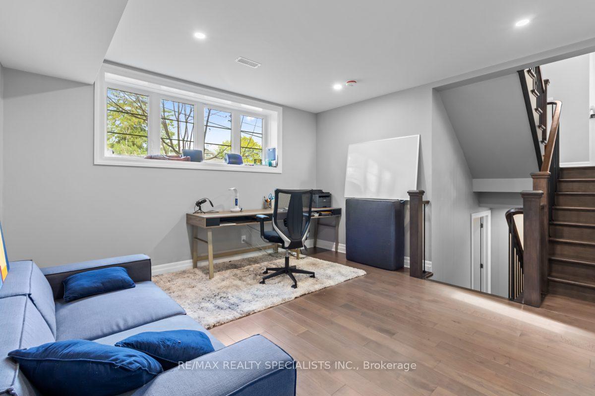 Photo 36 of 1076 7th Avenue, Hanover — HOMEH