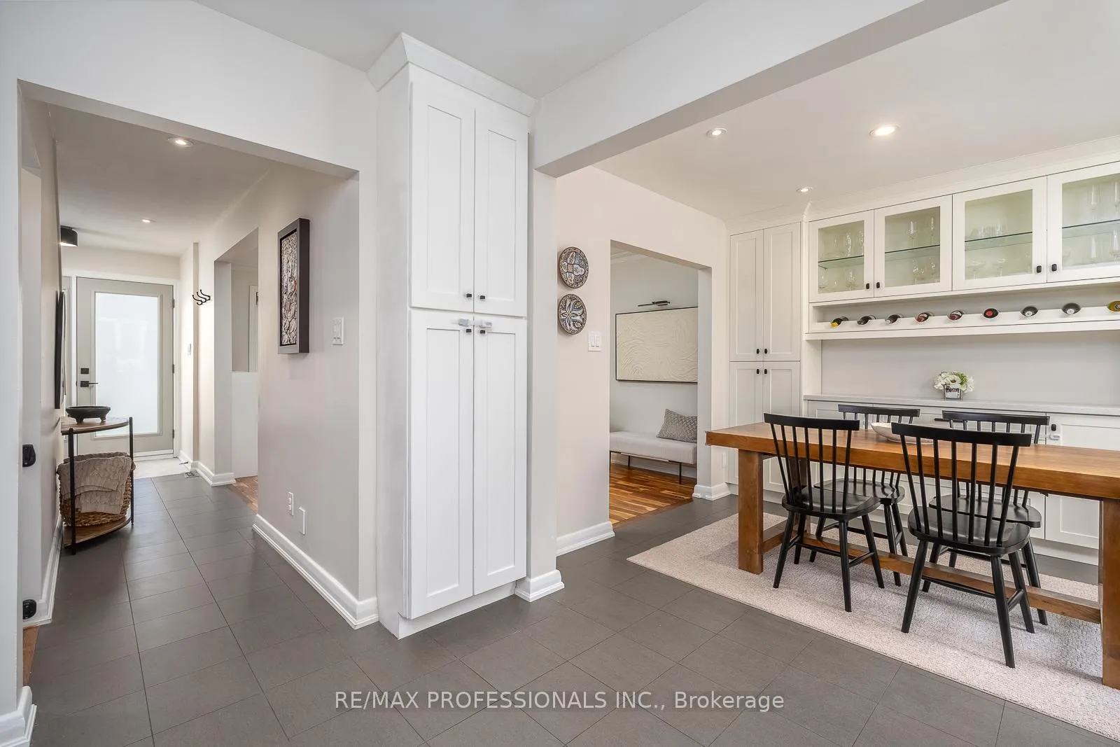 Photo 10 of 4 Edilou Drive, Etobicoke, Alderwood — HOMEH