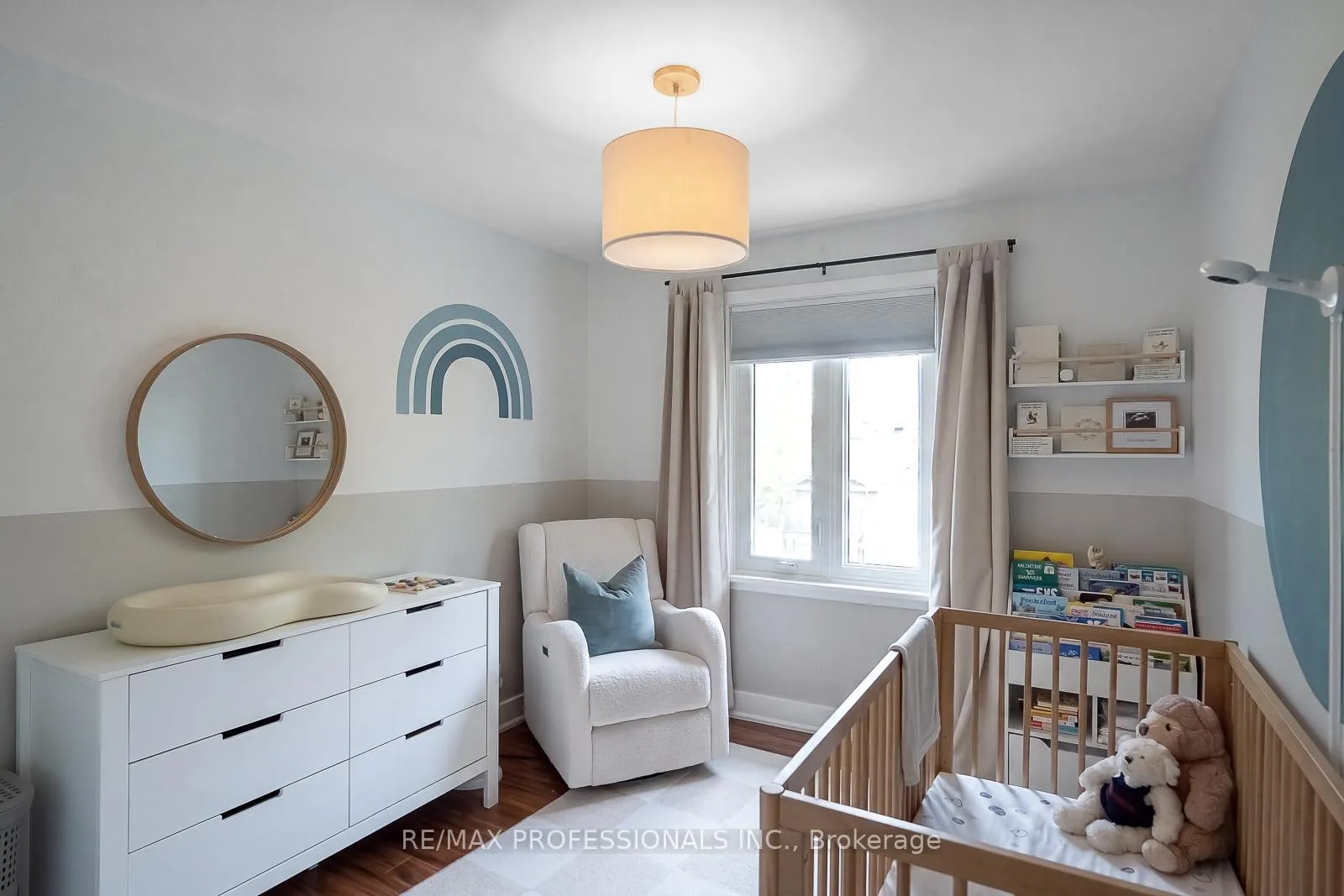 Photo 27 of 4 Edilou Drive, Etobicoke, Alderwood — HOMEH