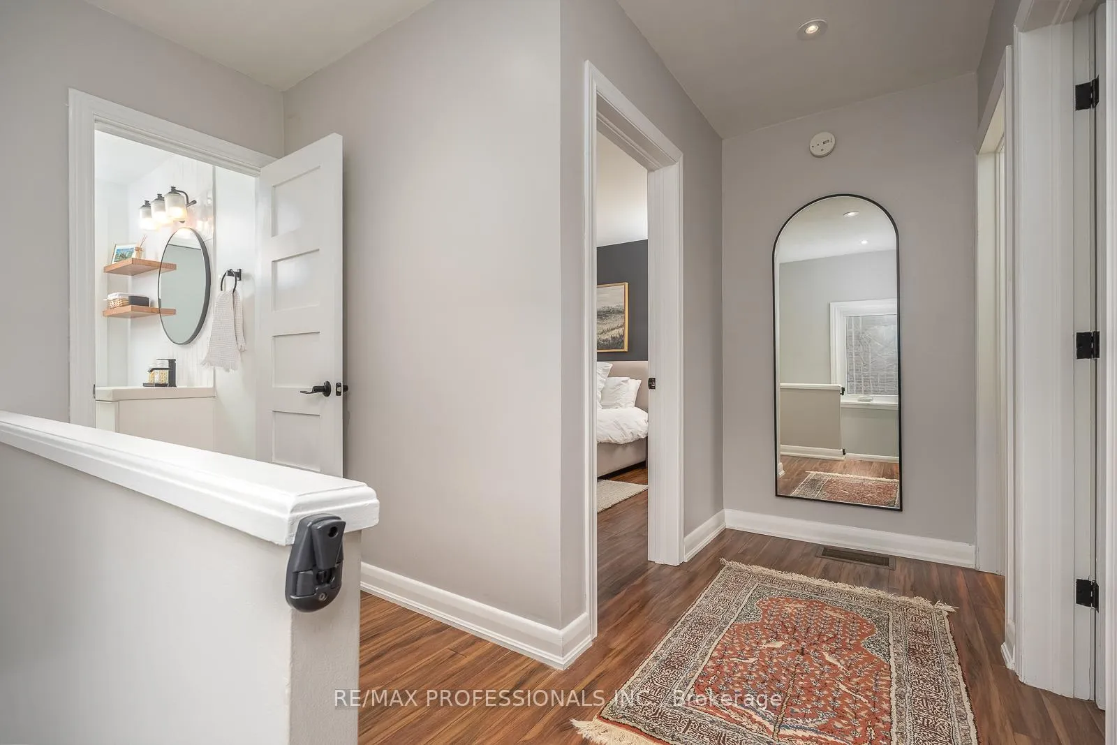 Photo 29 of 4 Edilou Drive, Etobicoke, Alderwood — HOMEH