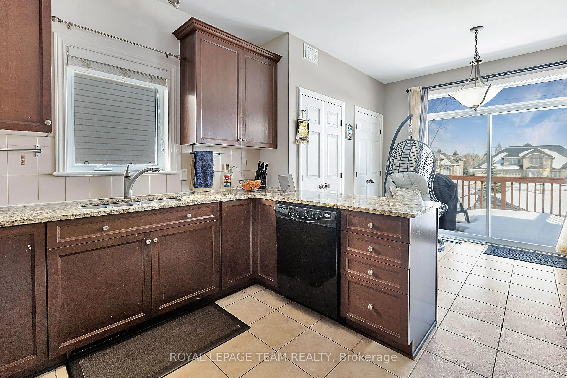 Photo 12 of 250 Flodden Way, Ottawa, Barrhaven East — HOMEH