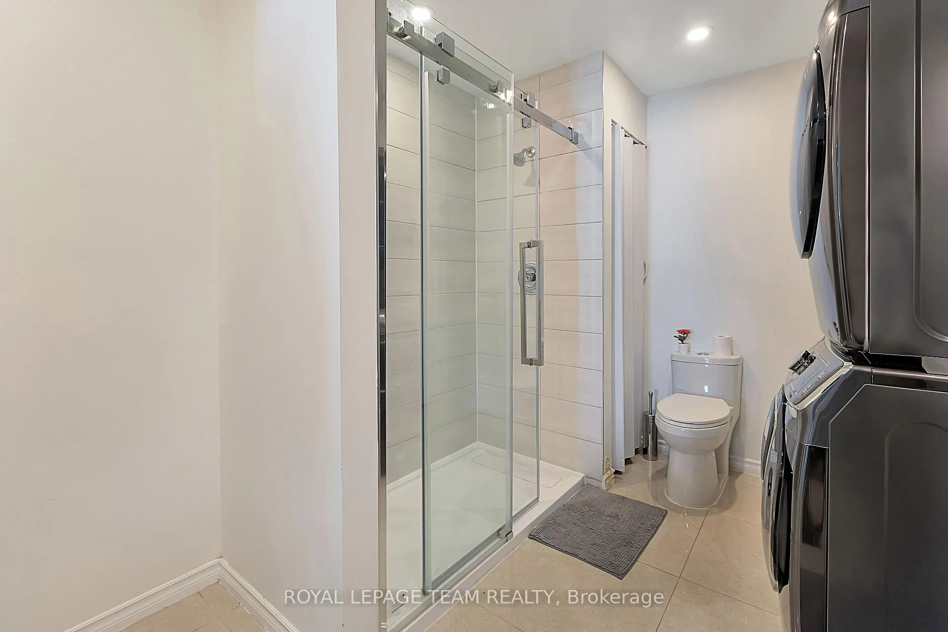 Photo 34 of 250 Flodden Way, Ottawa, Barrhaven East — HOMEH