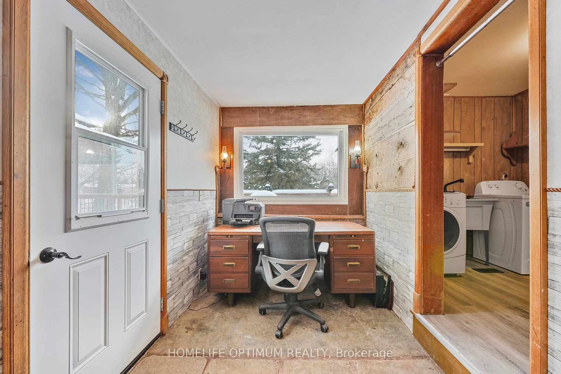 Photo 12 of 209 Barrie Street, Essa, Thornton — HOMEH
