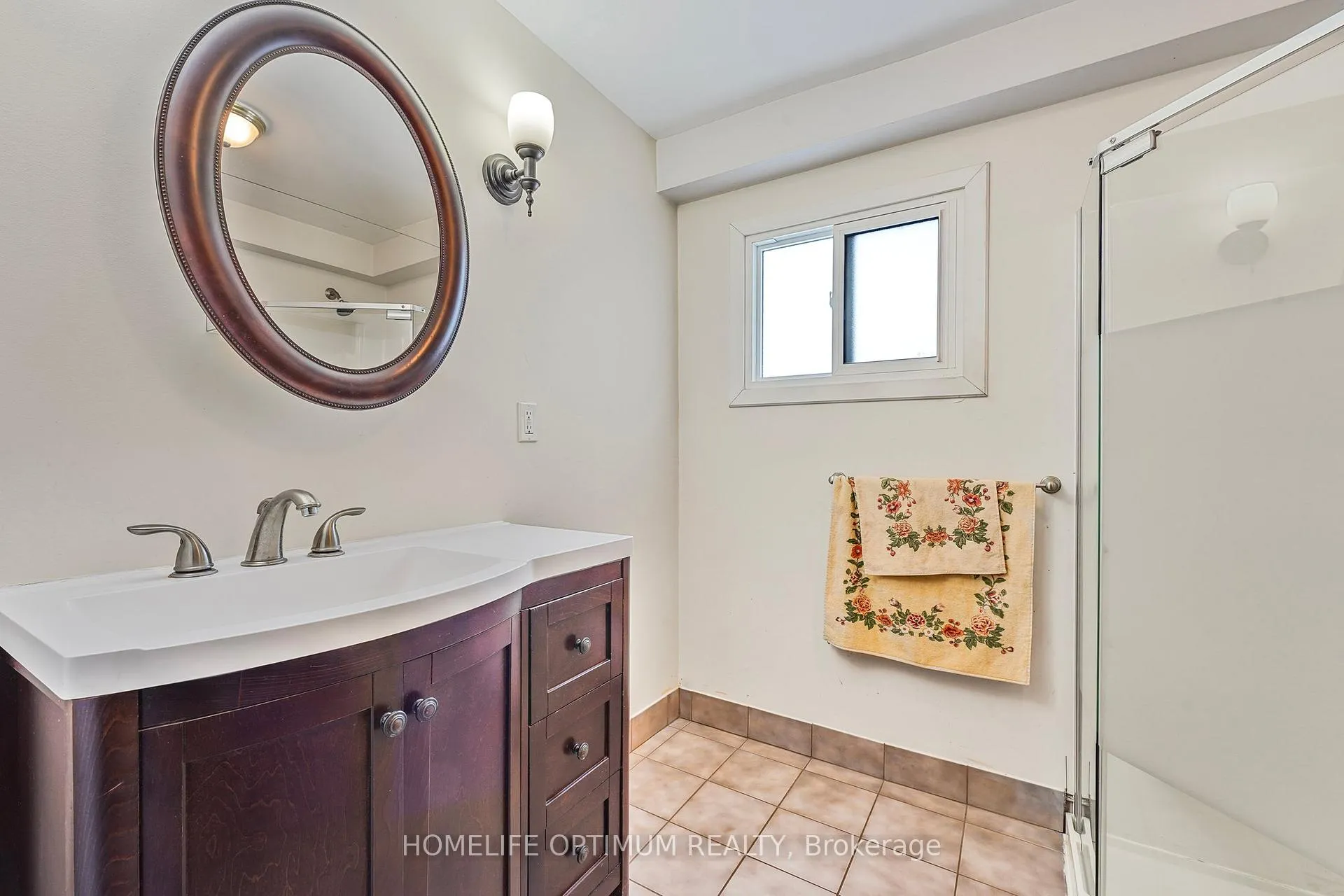 Photo 14 of 209 Barrie Street, Essa, Thornton — HOMEH