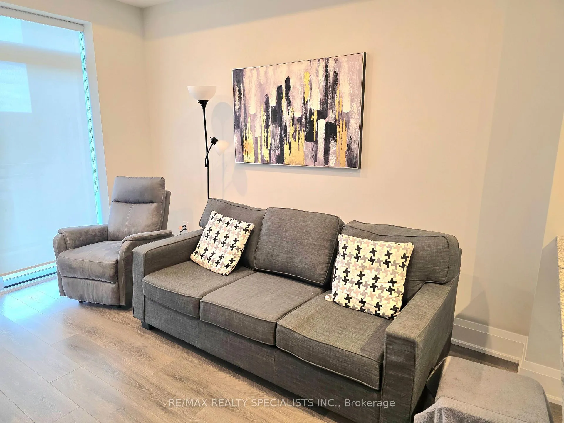 Photo 5 of Unit 401, 4040 Upper Middle Road, Burlington, Tansley — HOMEH