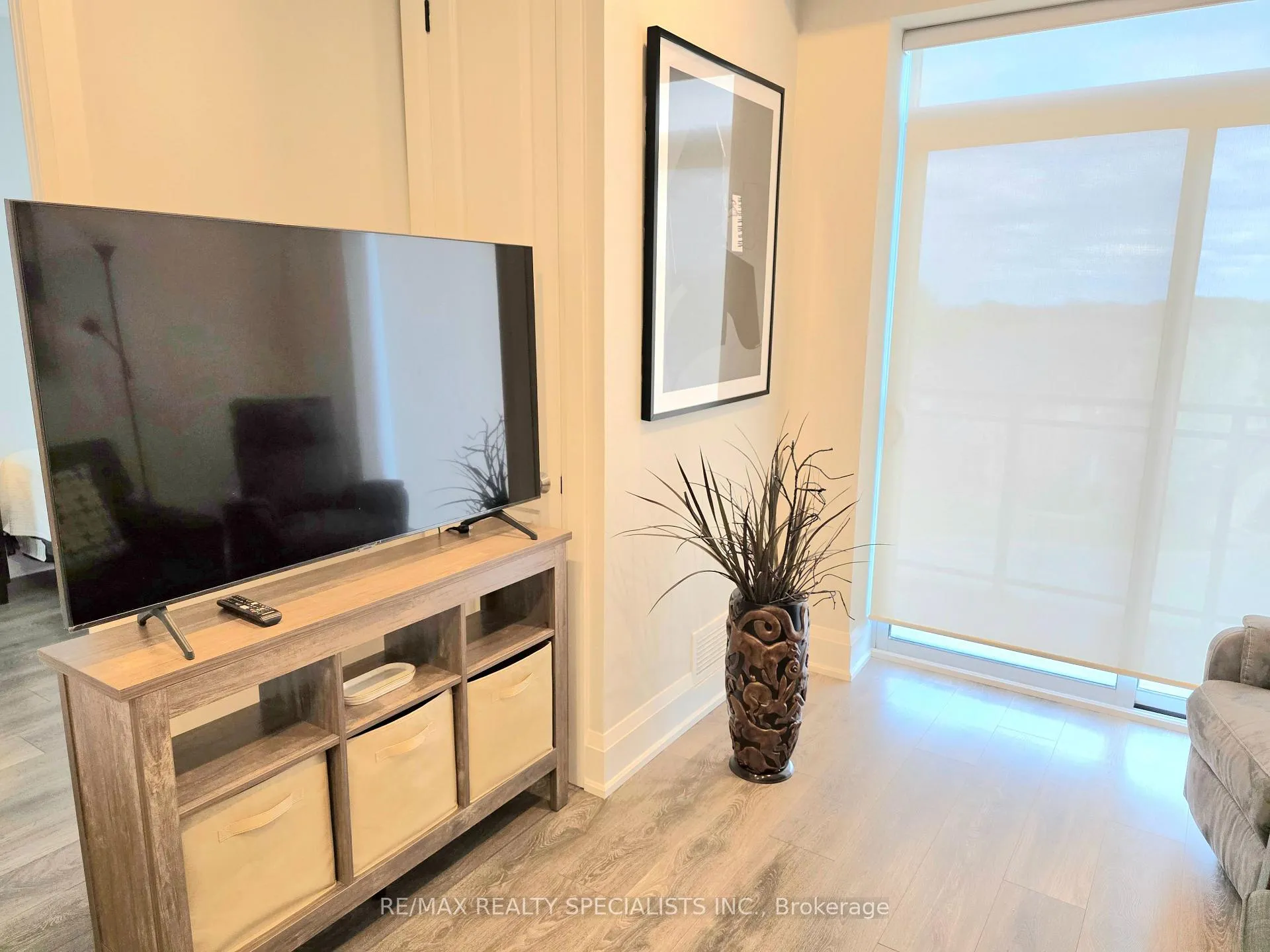 Photo 7 of Unit 401, 4040 Upper Middle Road, Burlington, Tansley — HOMEH
