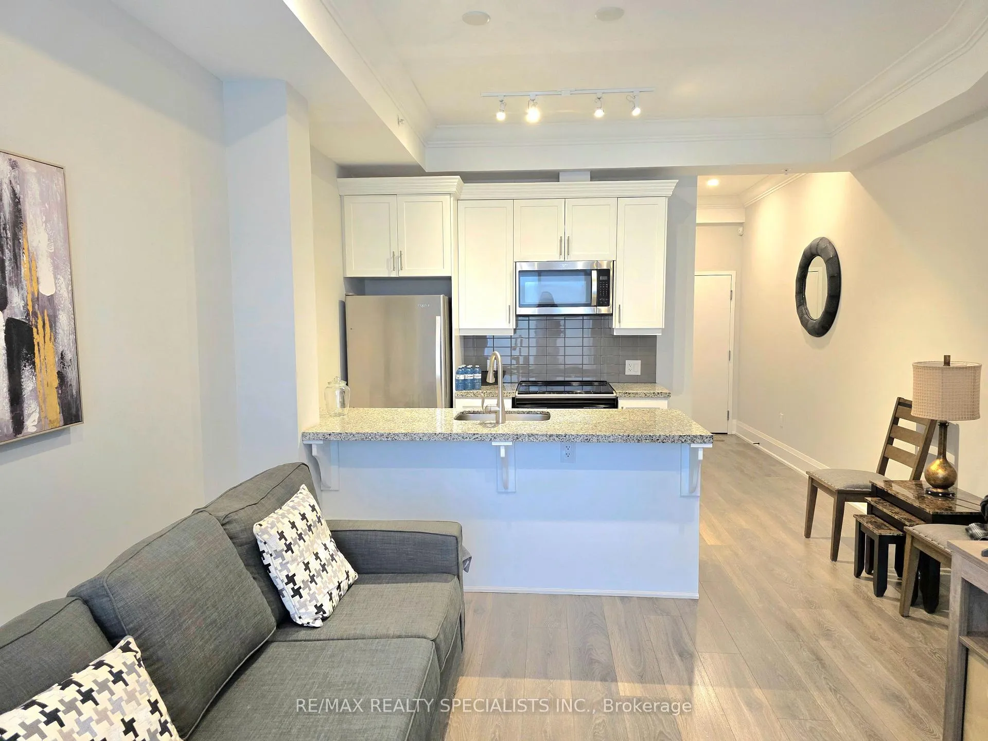 Photo 10 of Unit 401, 4040 Upper Middle Road, Burlington, Tansley — HOMEH