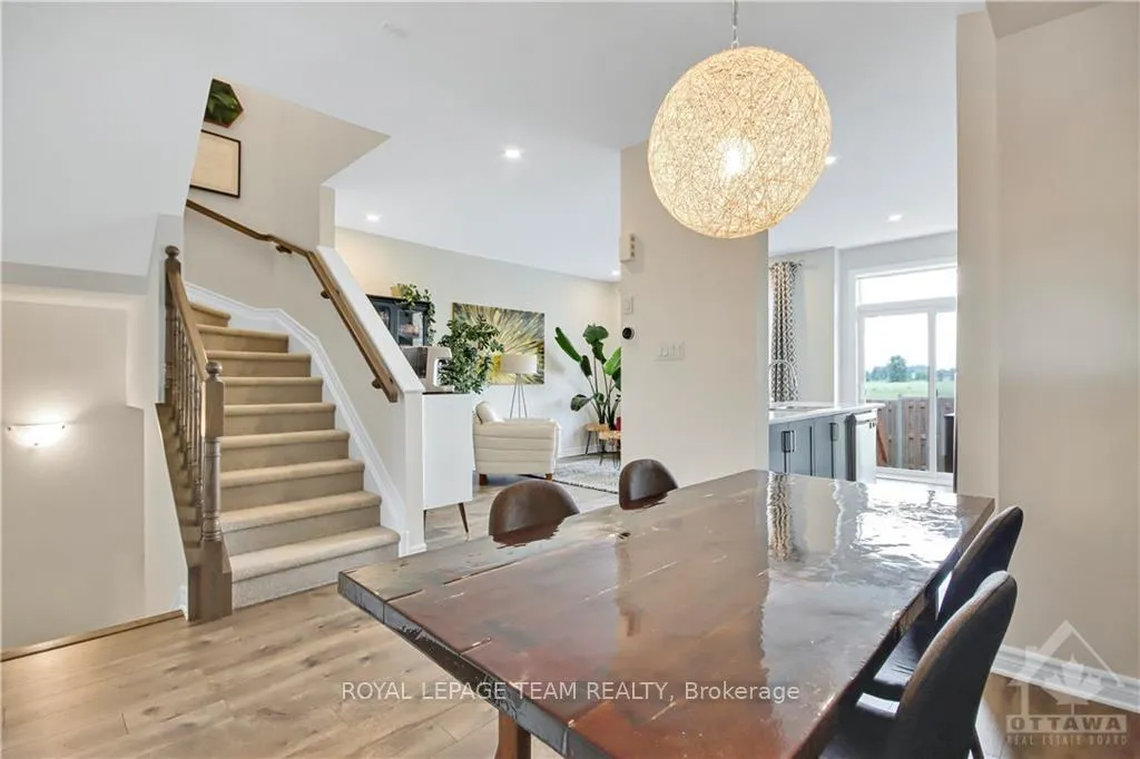Photo 4 of 243 Kimpton Drive, Ottawa, Stittsville (North) — HOMEH