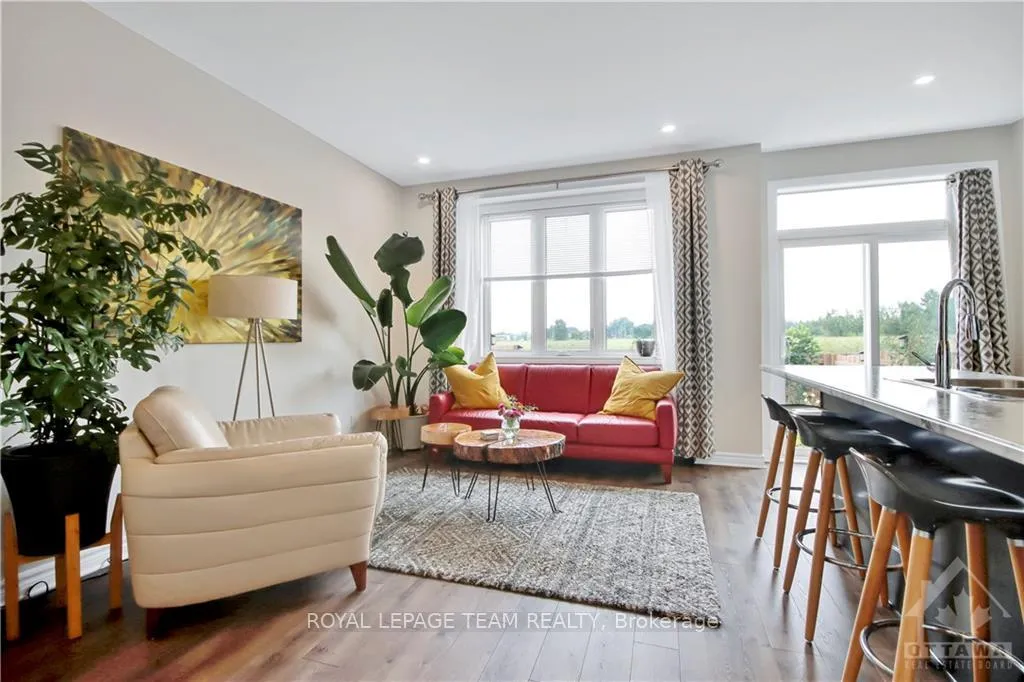 Photo 9 of 243 Kimpton Drive, Ottawa, Stittsville (North) — HOMEH