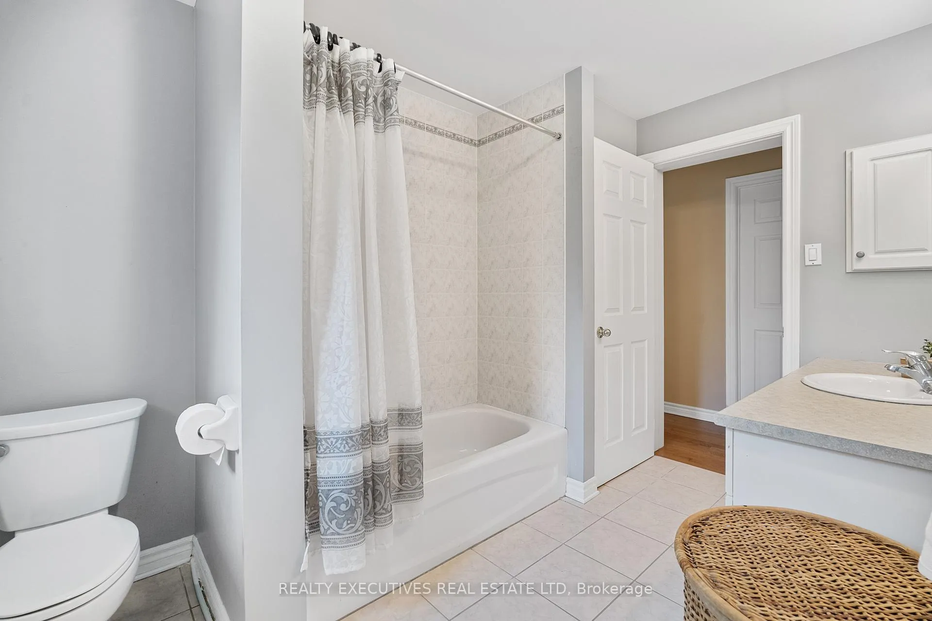 Photo 22 of 7645 Lawrence Street, Ottawa, Vernon — HOMEH