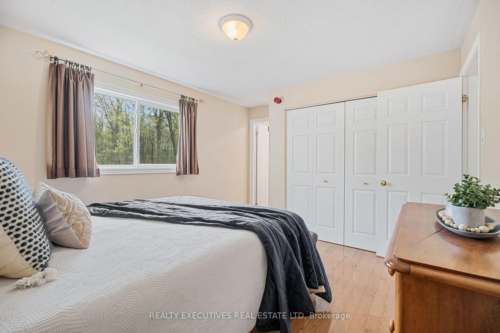 Photo 24 of 7645 Lawrence Street, Ottawa, Vernon — HOMEH