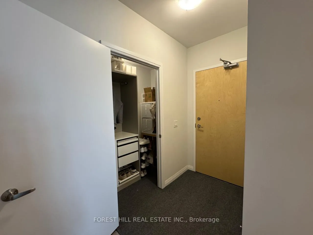 Photo 5 of Unit 1602, 104 Garment Street, Kitchener, Cherry Hill — HOMEH