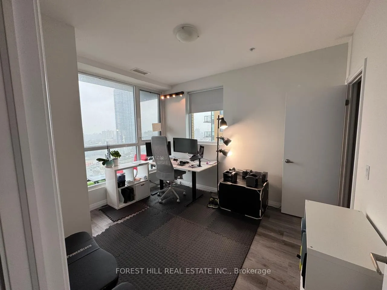 Photo 15 of Unit 1602, 104 Garment Street, Kitchener, Cherry Hill — HOMEH